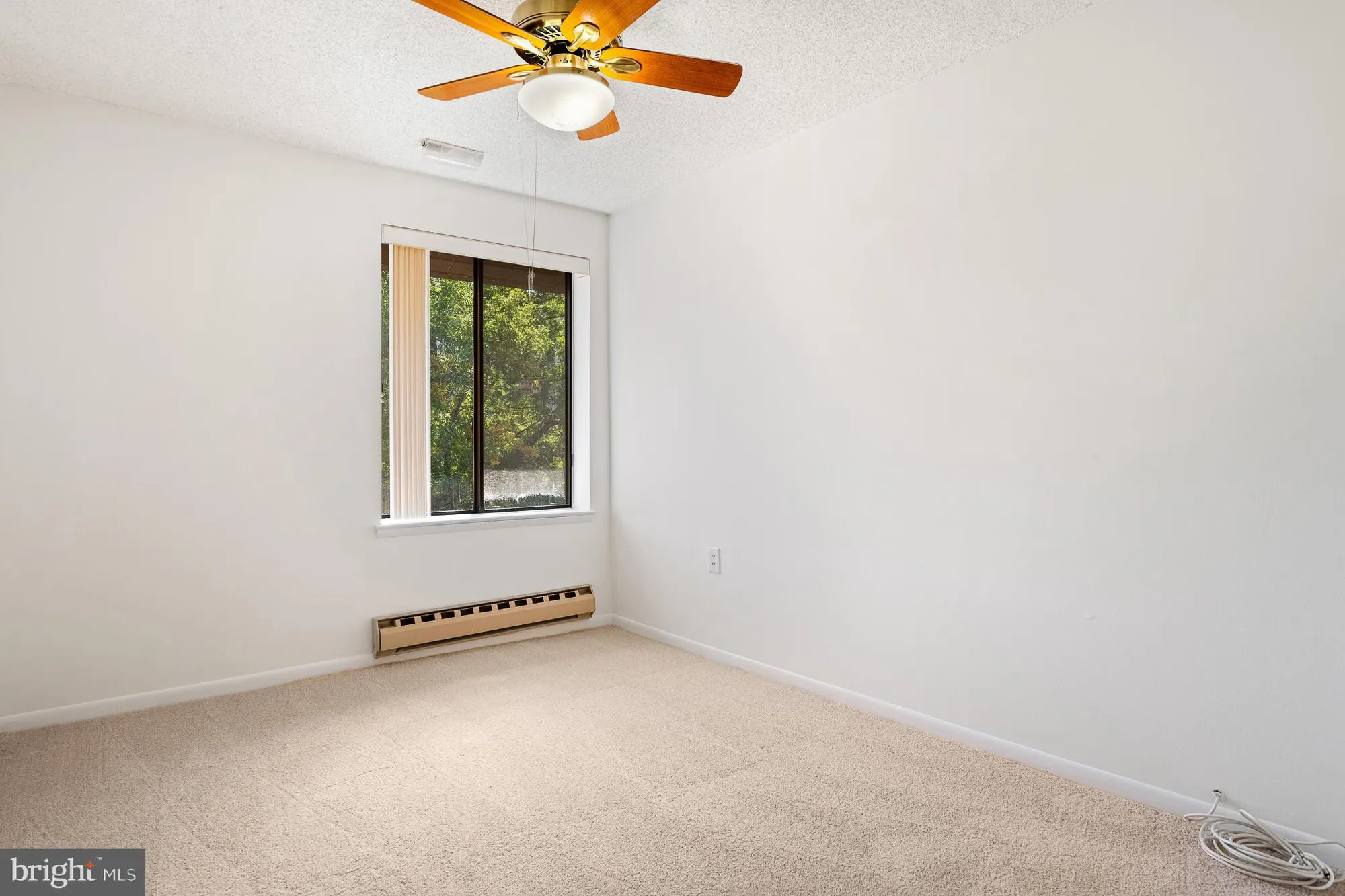 Property Slideshow image 21 of 44 | 15301 pine orchard dr 86-3e, Silver Spring, MD, 20906