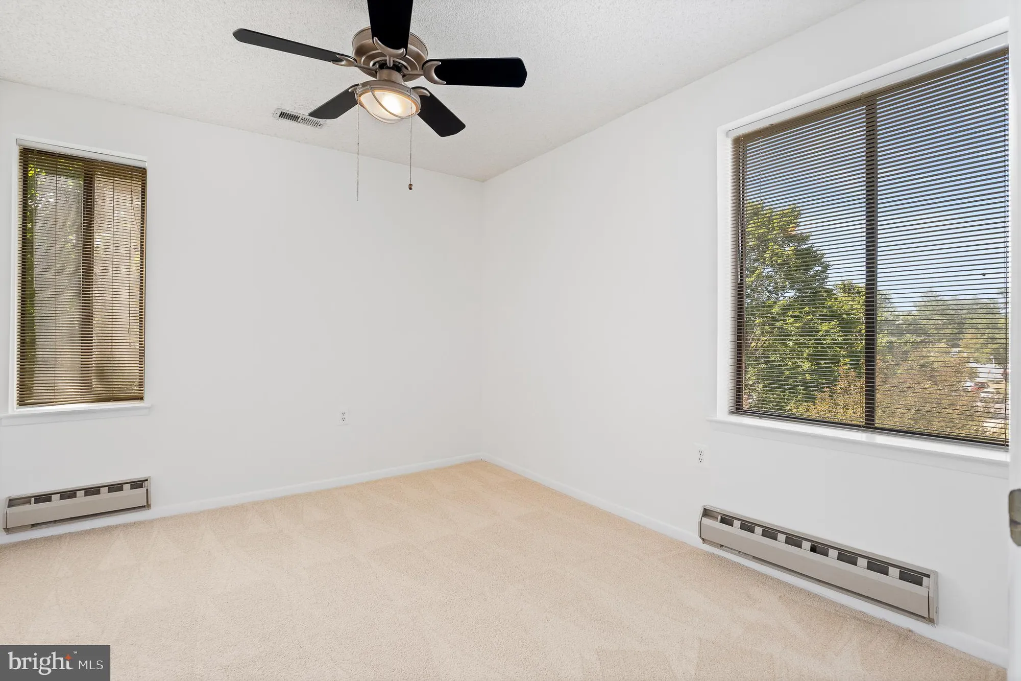 Property Slideshow image 27 of 44 | 15301 pine orchard dr 86-3e, Silver Spring, MD, 20906