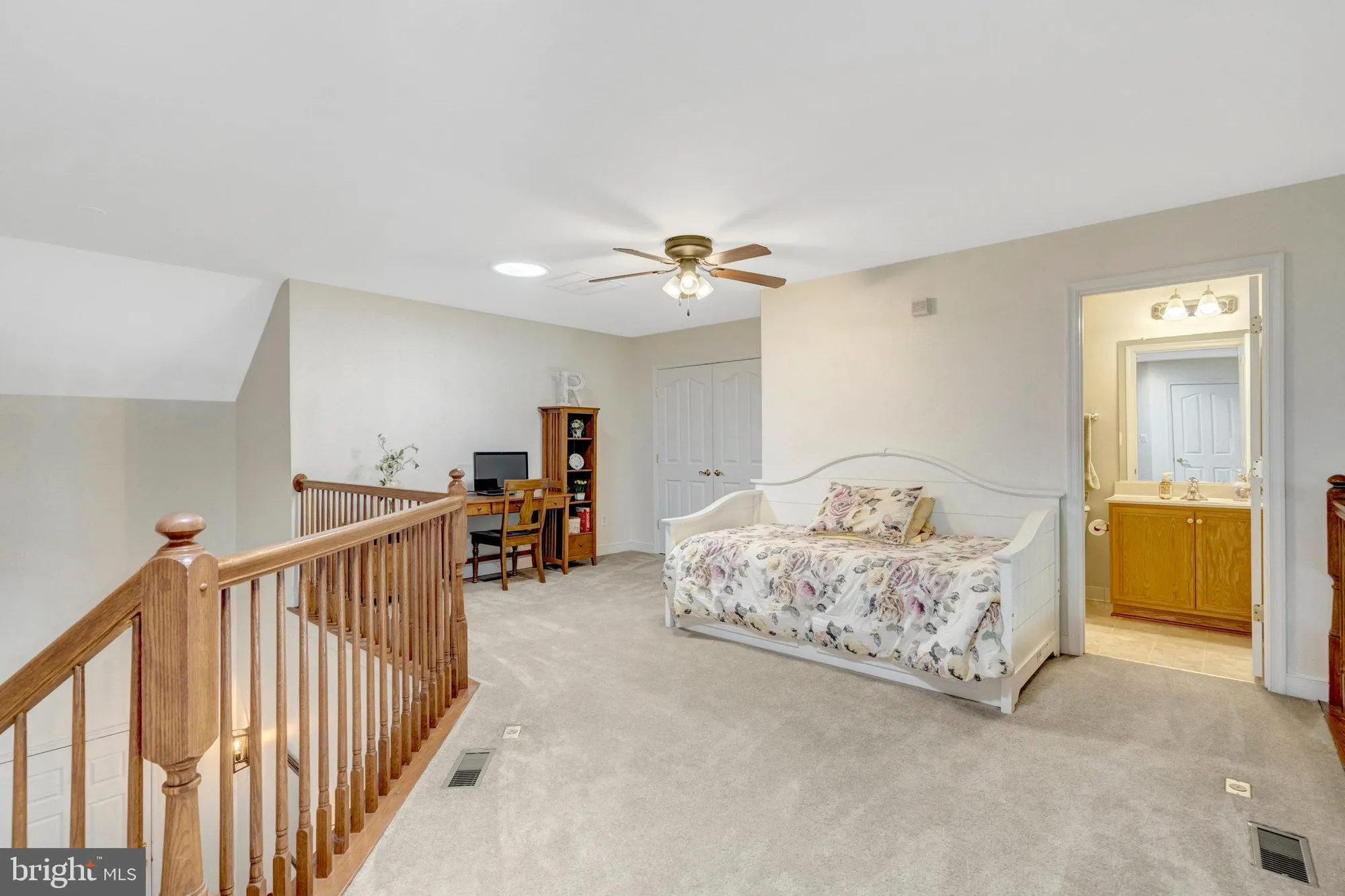 Property Slideshow image 8 of 37 | 13154 triple crown loop, Gainesville, VA, 20155