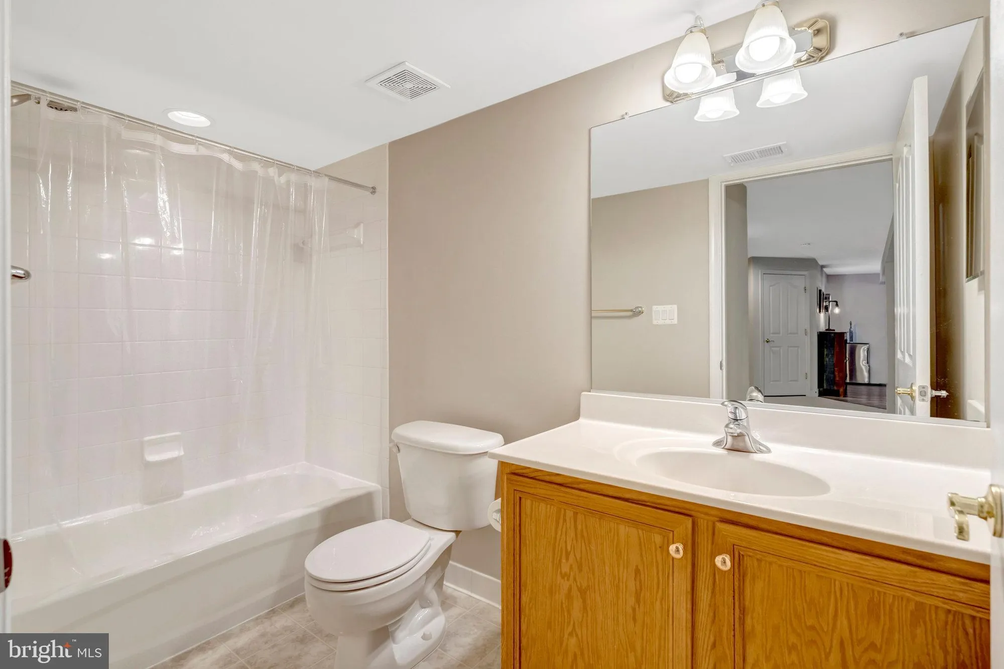 Property Slideshow image 17 of 37 | 13154 triple crown loop, Gainesville, VA, 20155