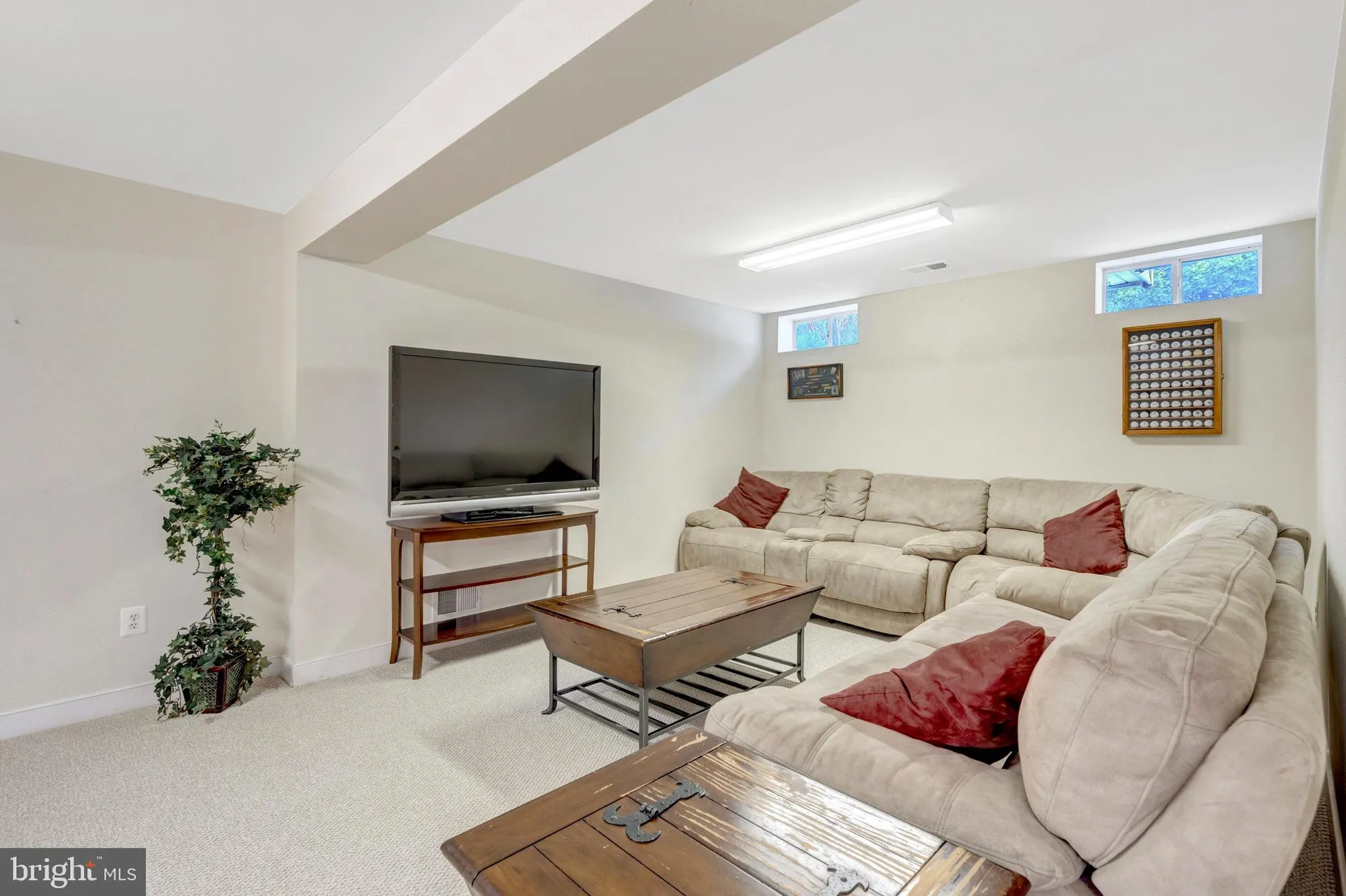 Property Slideshow image 19 of 37 | 13154 triple crown loop, Gainesville, VA, 20155