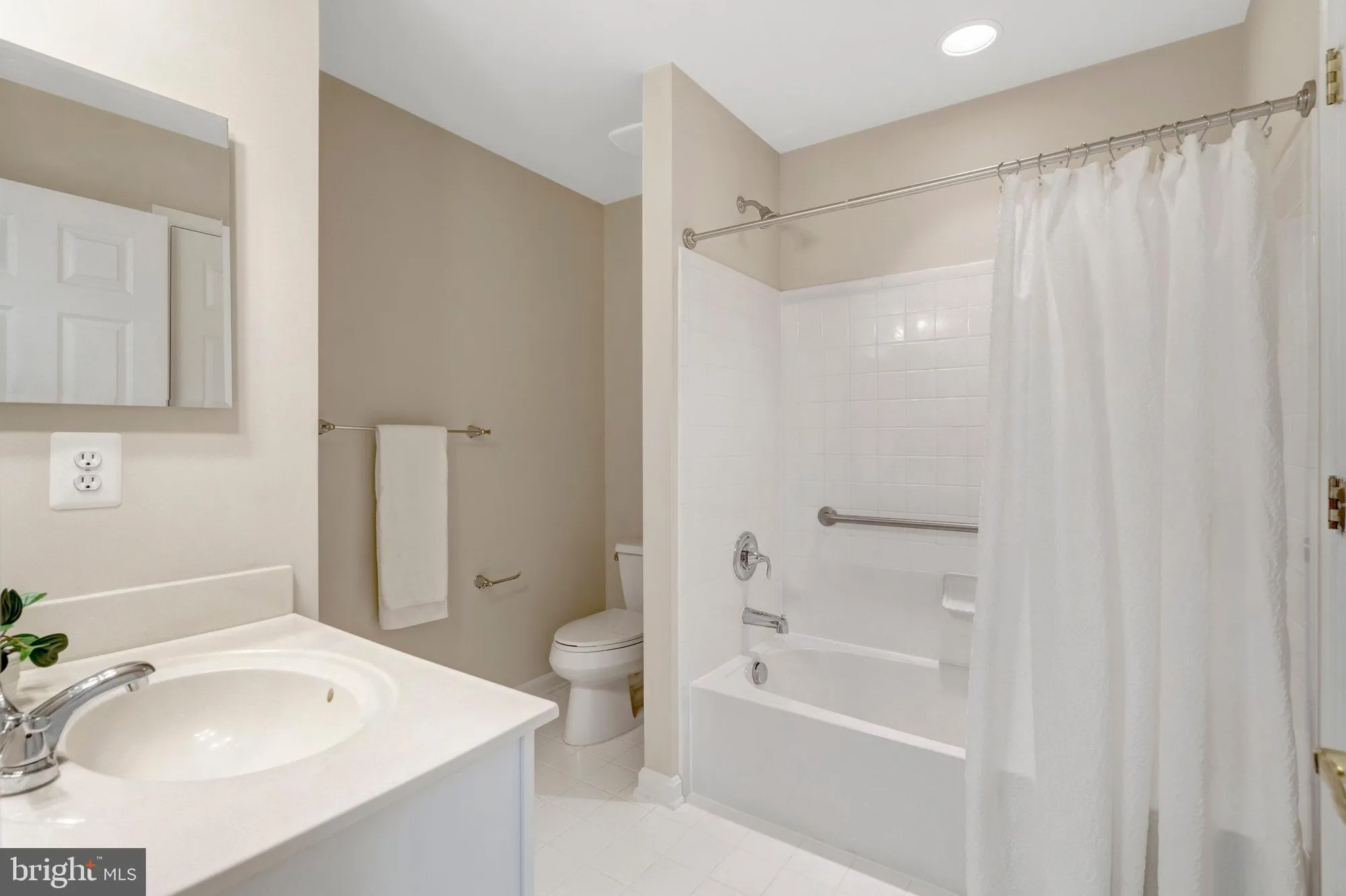 Property Slideshow image 40 of 61 | 6900 tred avon pl, Gainesville, VA, 20155