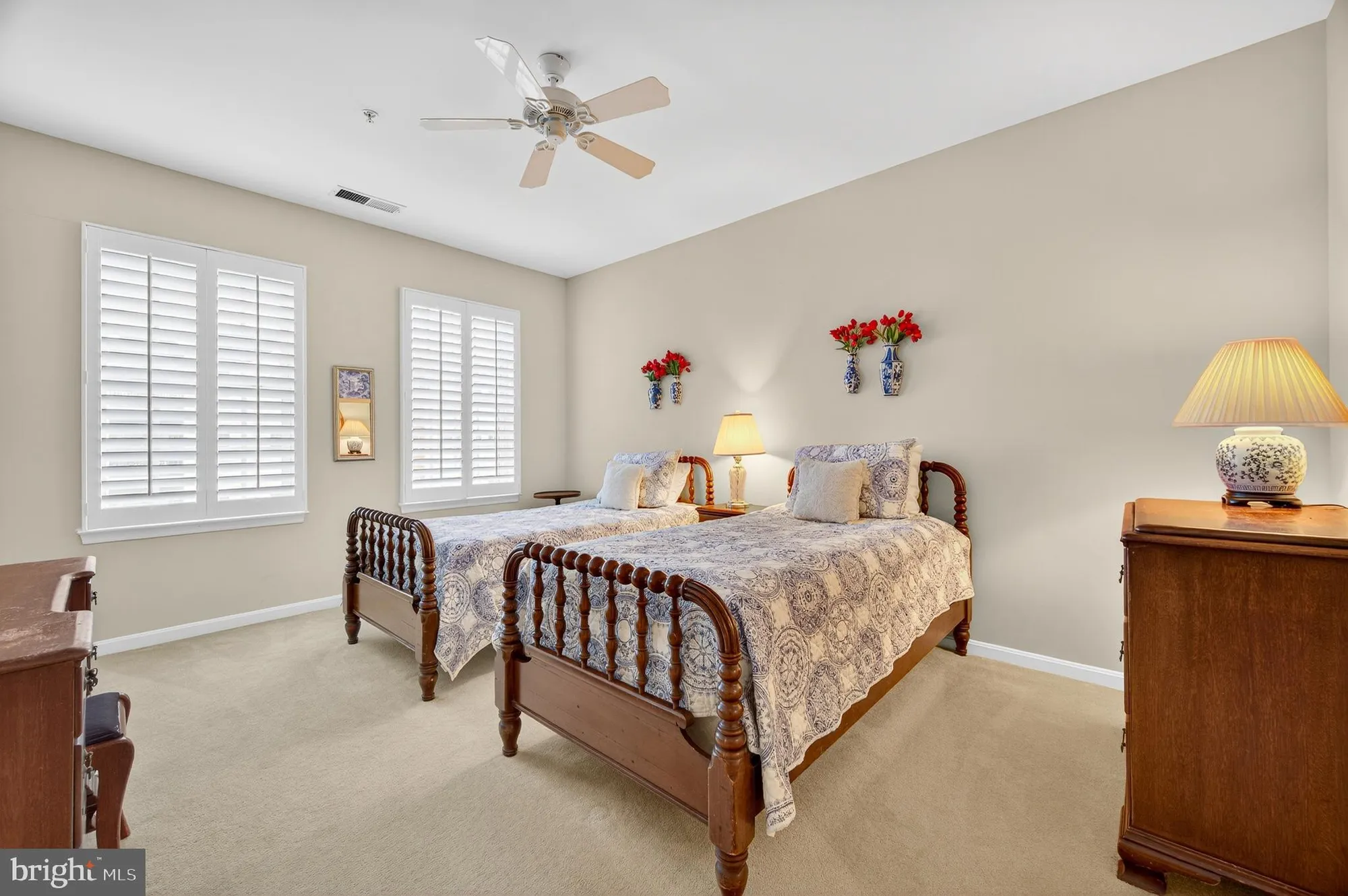 Property Slideshow image 28 of 41 | 20745 royal palace sq unit 207, Sterling, VA, 20165