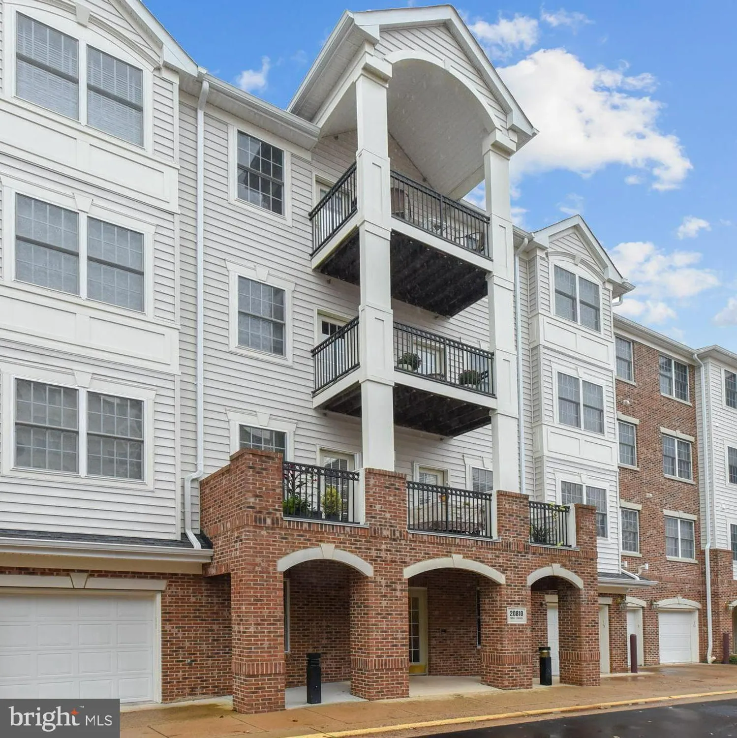 Property Slideshow image 38 of 41 | 20745 royal palace sq unit 207, Sterling, VA, 20165