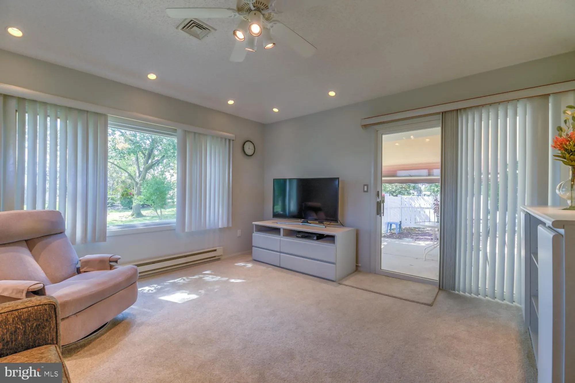 Property Slideshow image 13 of 29 | 301 yardley dr a, Monroe Township, NJ, 08831