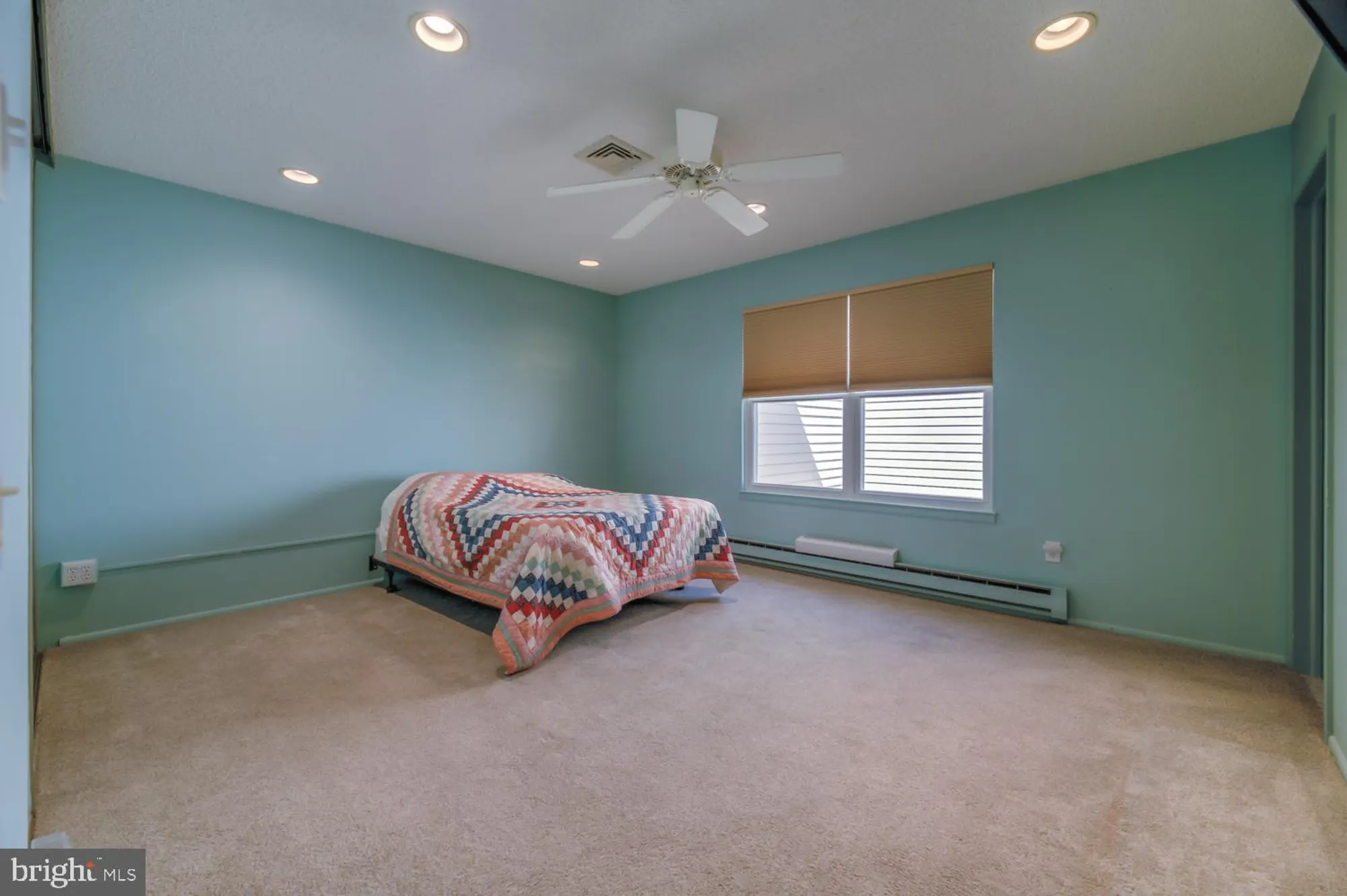 Property Slideshow image 22 of 29 | 301 yardley dr a, Monroe Township, NJ, 08831