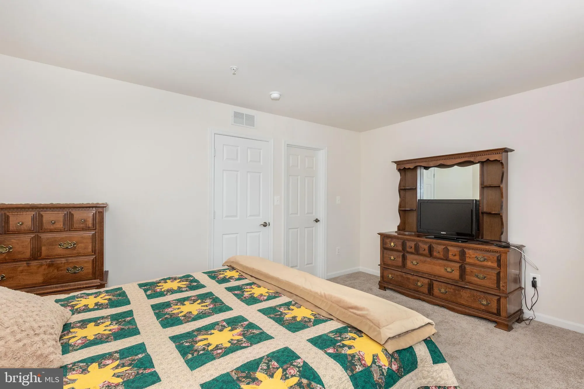 Property Slideshow image 31 of 49 | 2910 union square rd # 34, New Windsor, MD, 21776