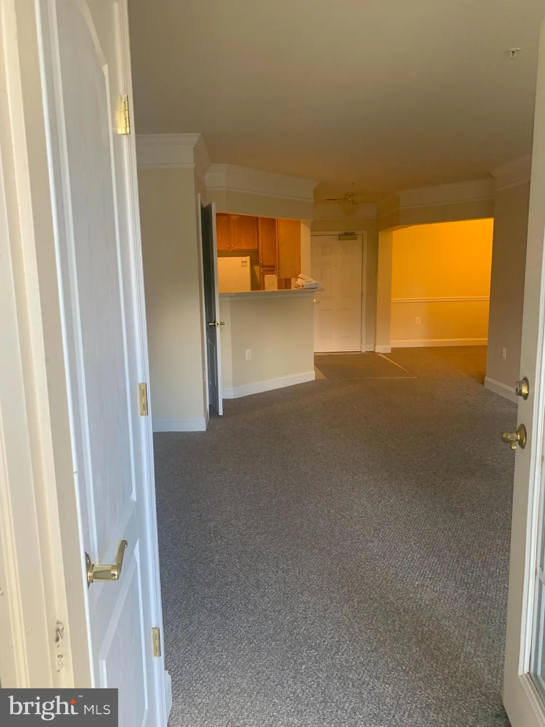 Property Slideshow image 11 of 24 | 2903 saintsbury plz 310, Fairfax, VA, 22031