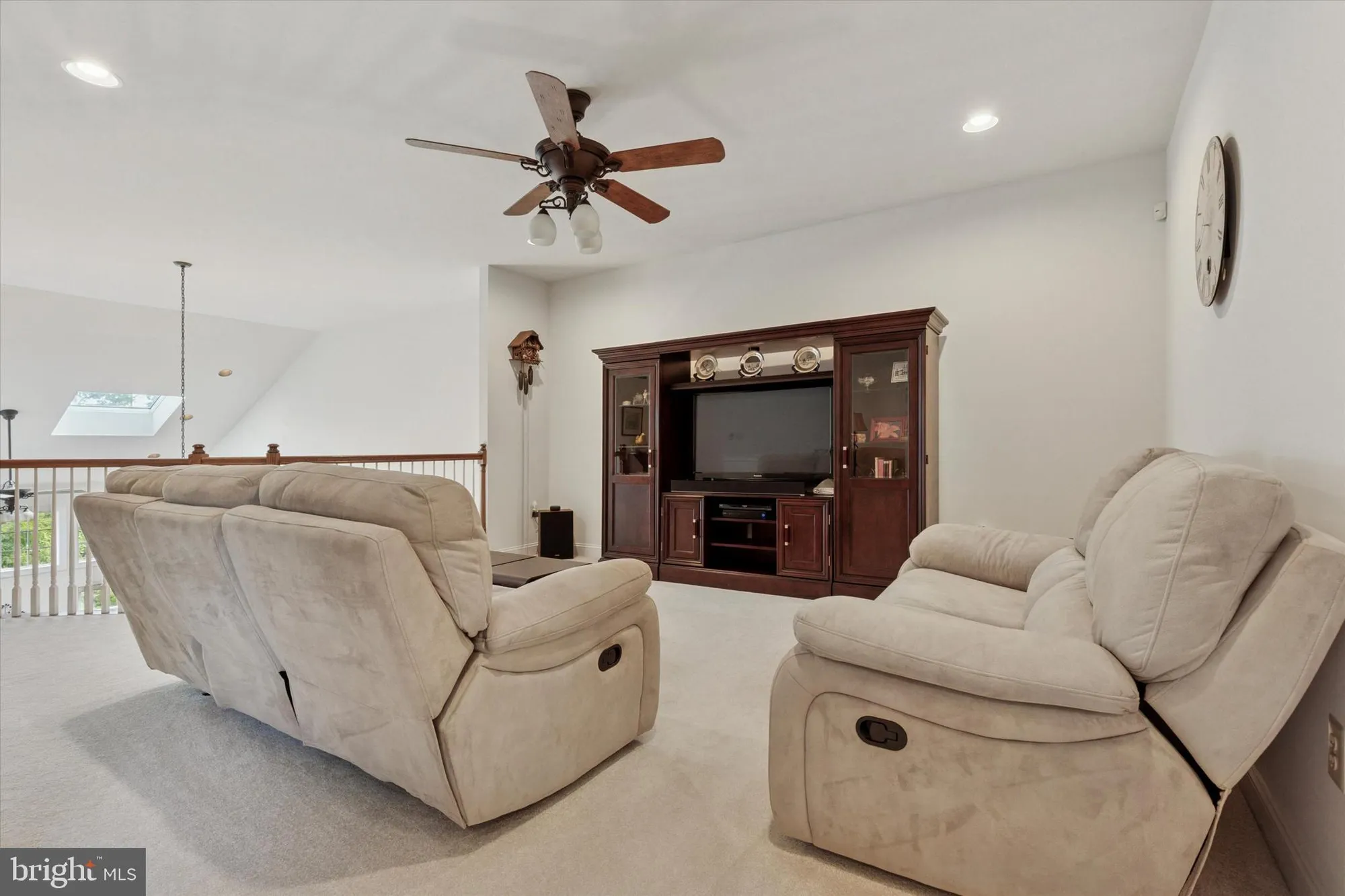 Property Slideshow image 29 of 55 | 107 caspian ln, Norristown, PA, 19403