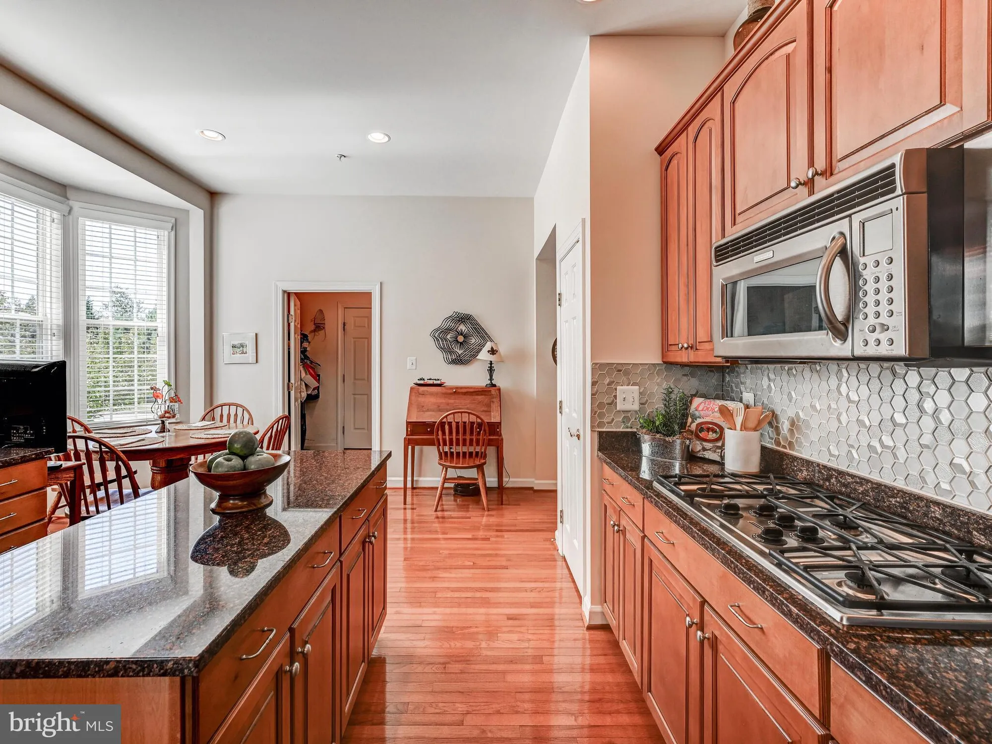 Property Slideshow image 17 of 63 | 11940 hampstead grn 73, Ellicott City, MD, 21042