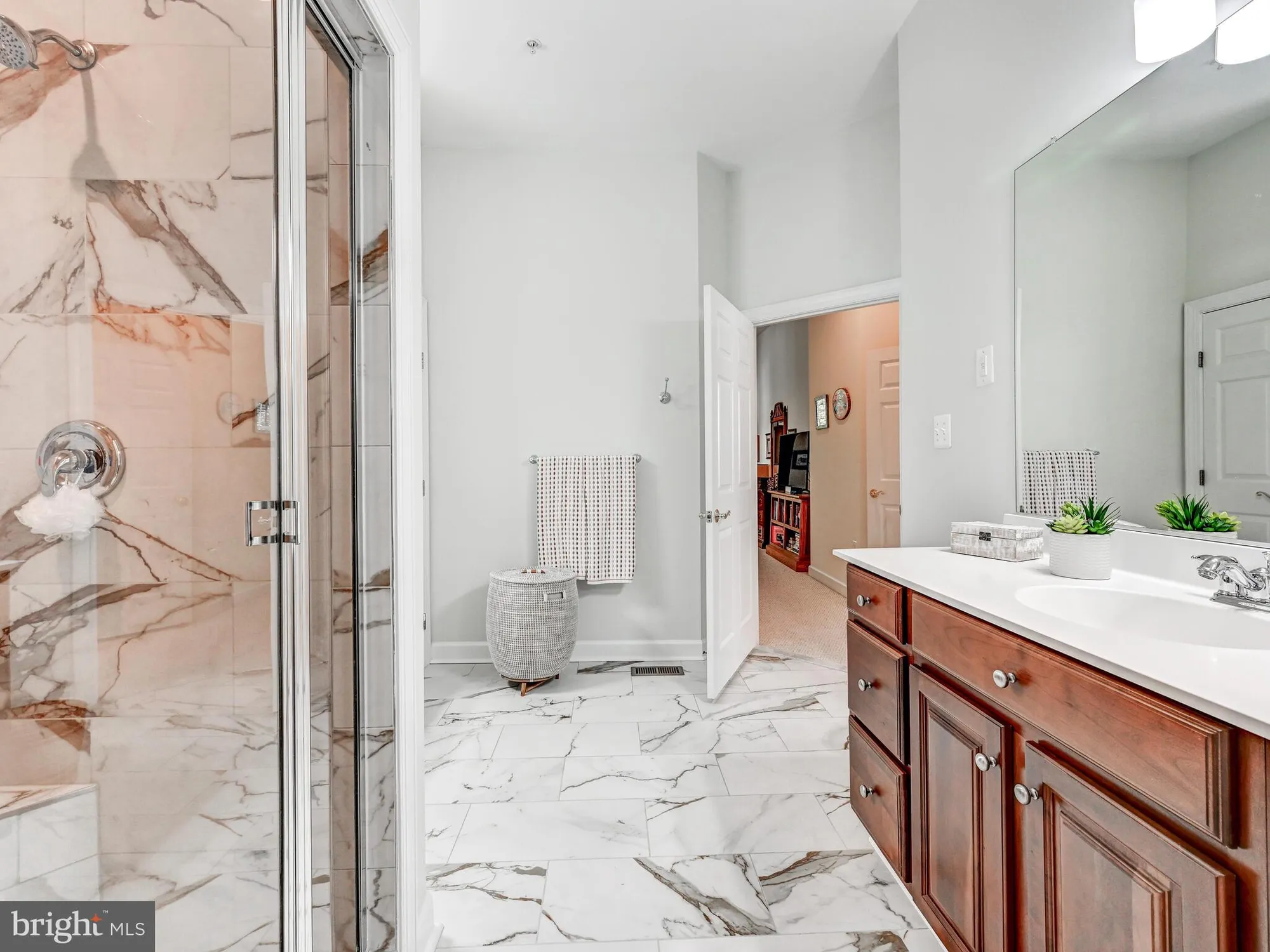 Property Slideshow image 24 of 63 | 11940 hampstead grn 73, Ellicott City, MD, 21042