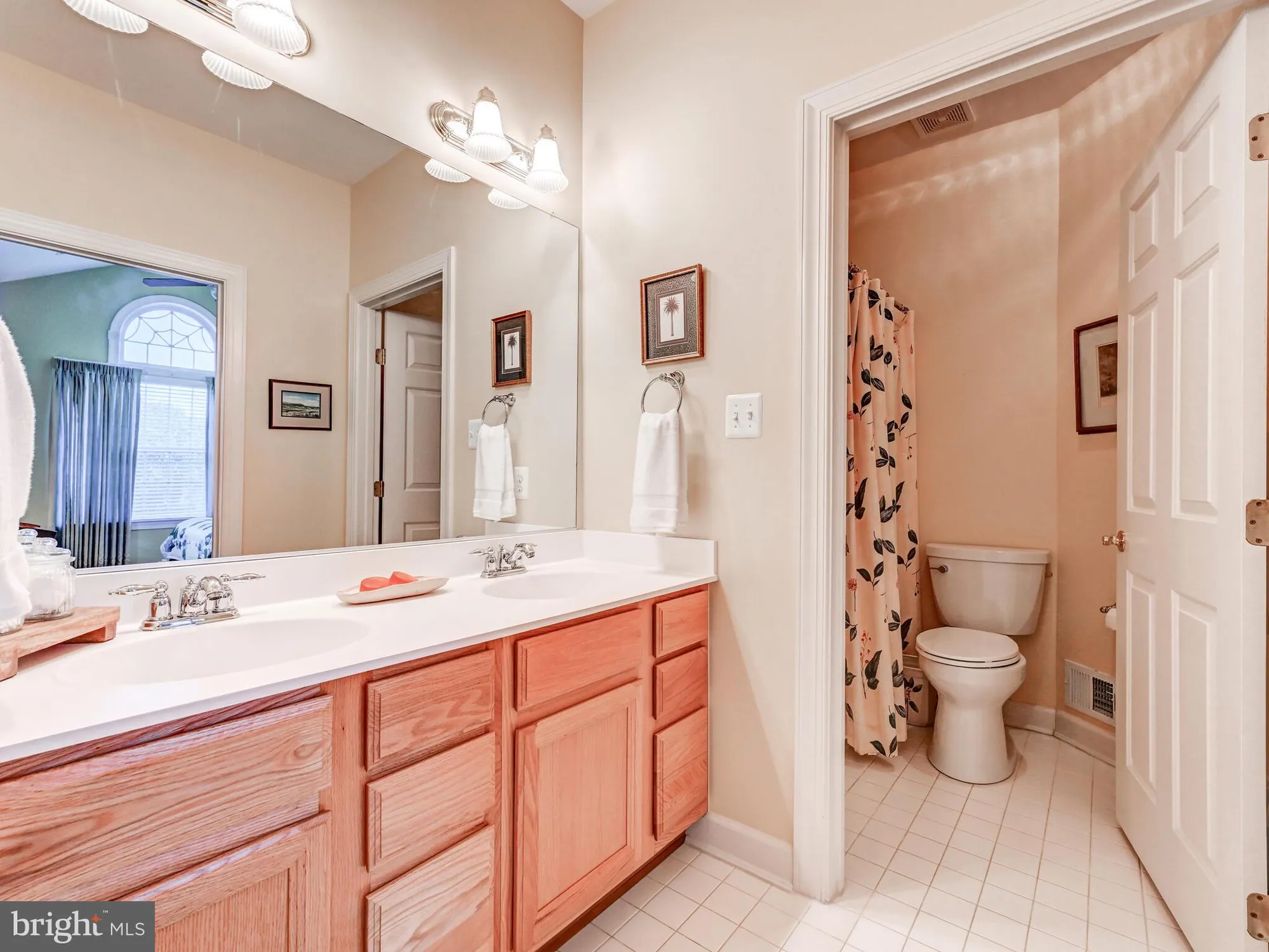 Property Slideshow image 31 of 63 | 11940 hampstead grn 73, Ellicott City, MD, 21042