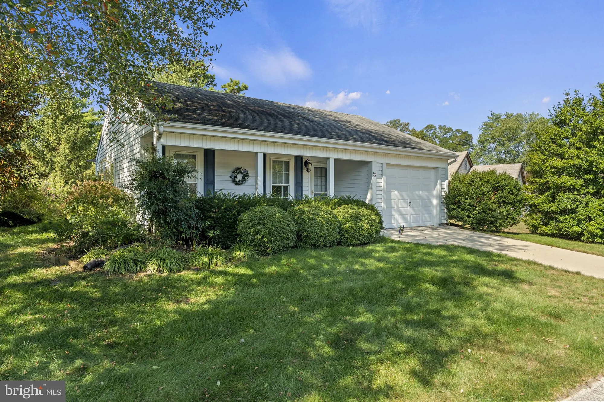 Property Slideshow image 2 of 30 | 33 dunstable rd, Southampton, NJ, 08088