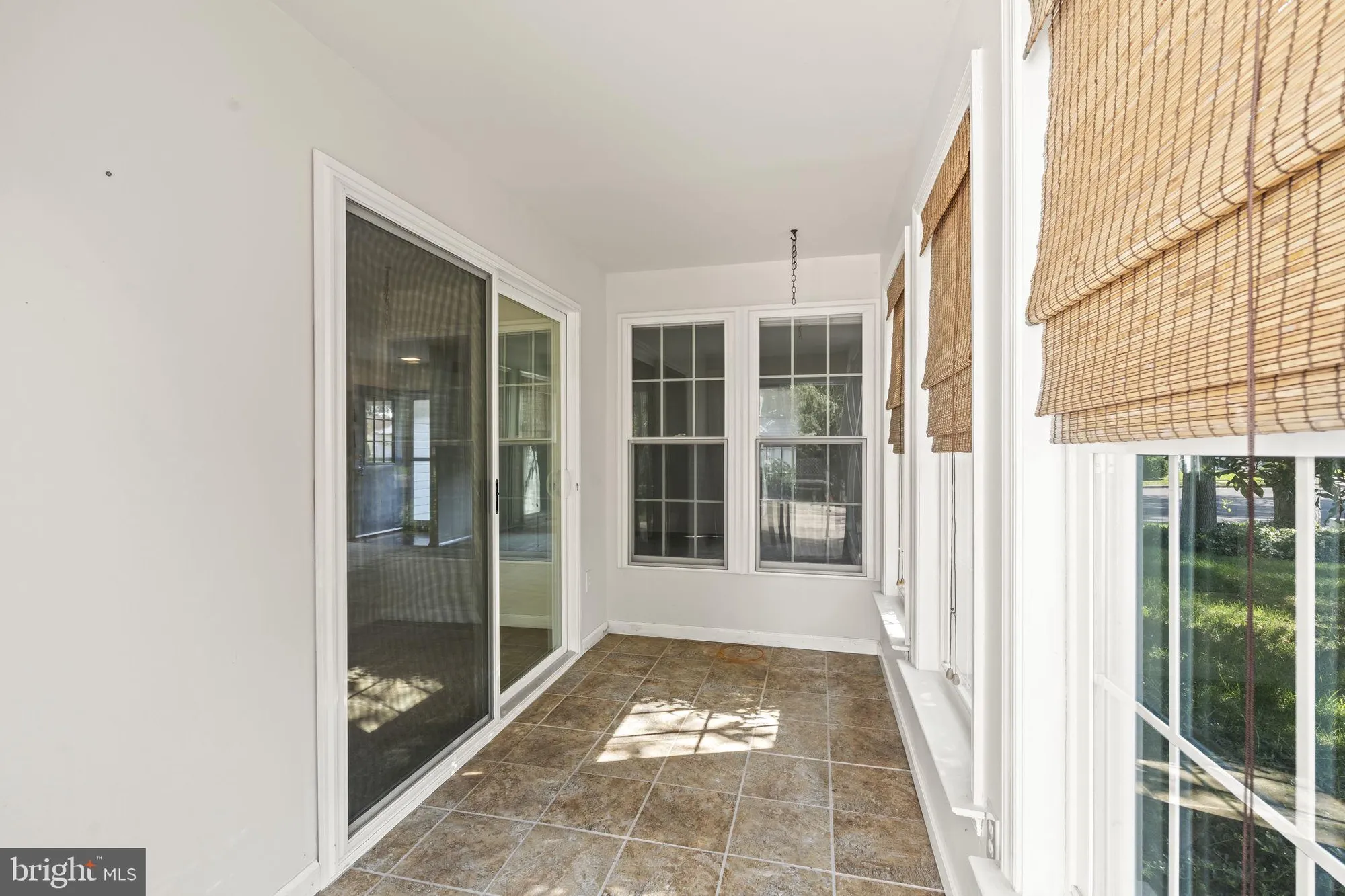 Property Slideshow image 9 of 30 | 33 dunstable rd, Southampton, NJ, 08088