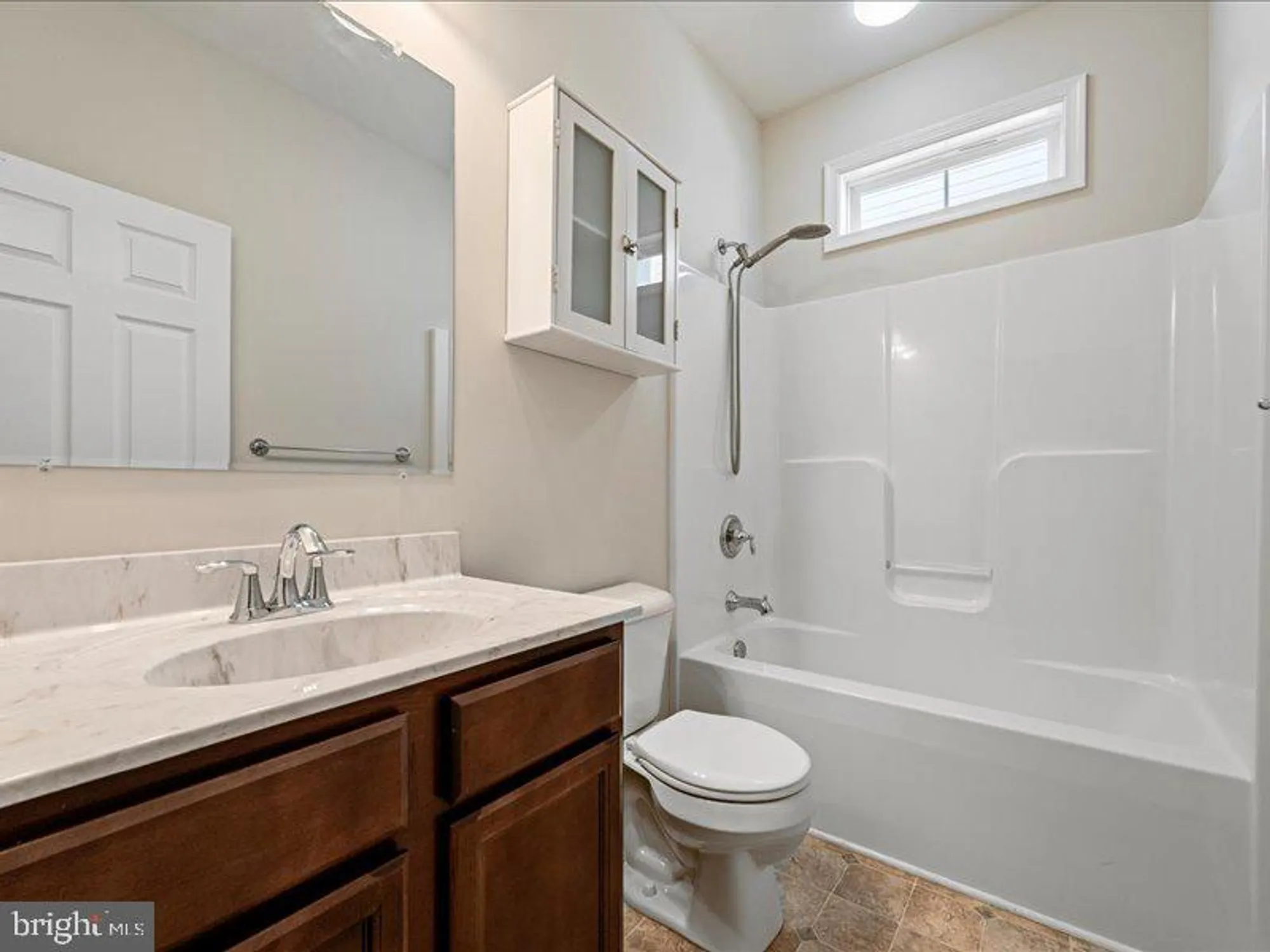 Property Slideshow image 12 of 56 | 118 harvest ridge dr, Winchester, VA, 22601