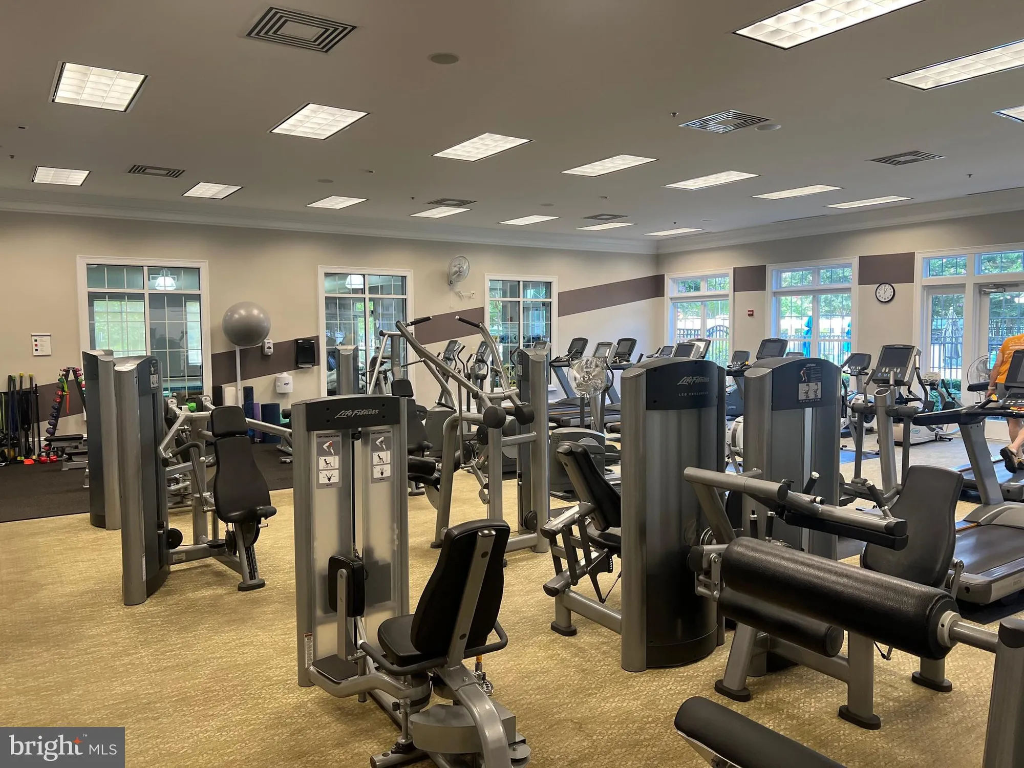 Property Slideshow image 33 of 37 | 20831 adams mill pl, Ashburn, VA, 20147