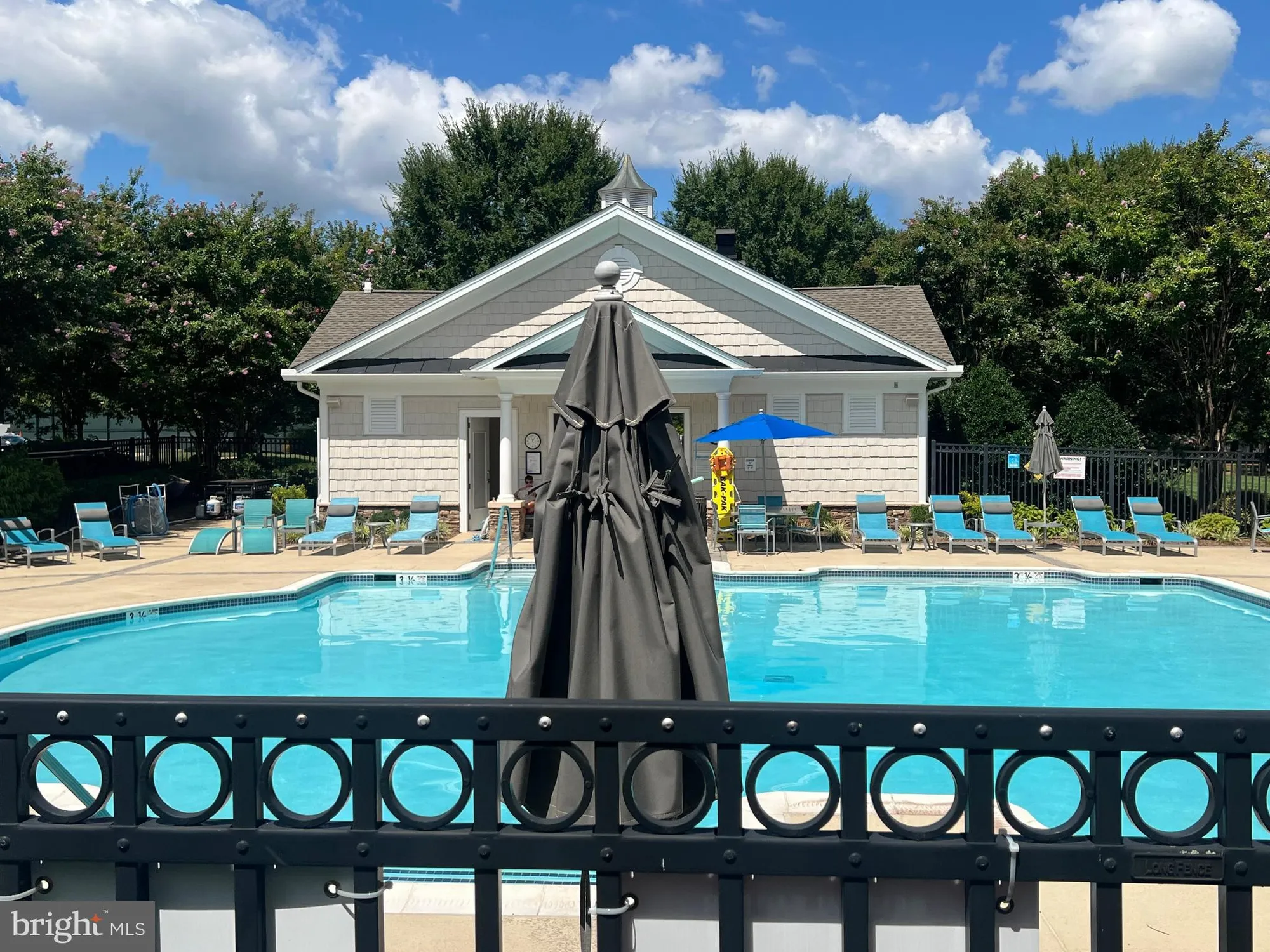 Property Slideshow image 32 of 37 | 20831 adams mill pl, Ashburn, VA, 20147