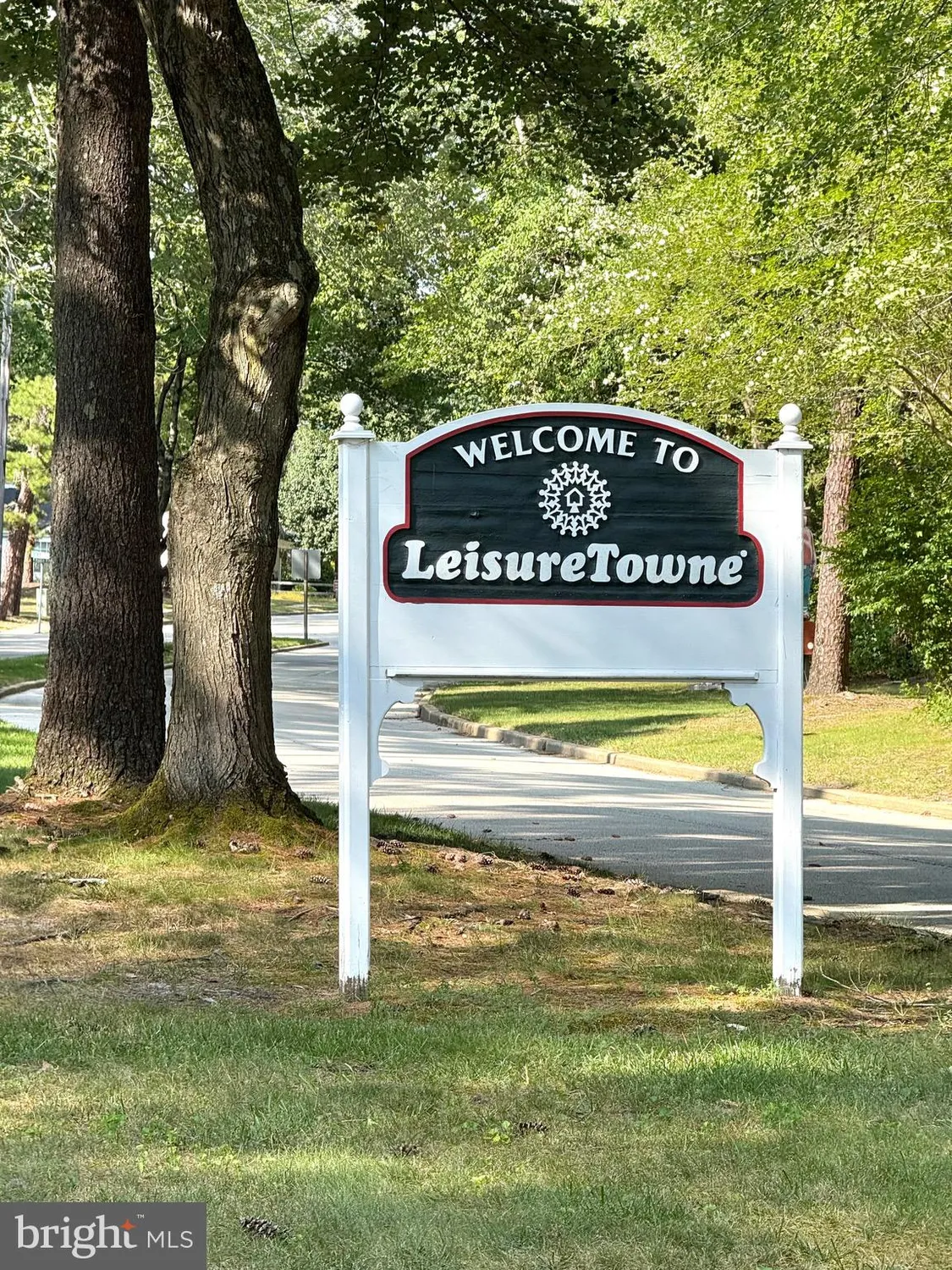 Property Slideshow image 2 of 67 | 45 new castle dr, Southampton, NJ, 08088