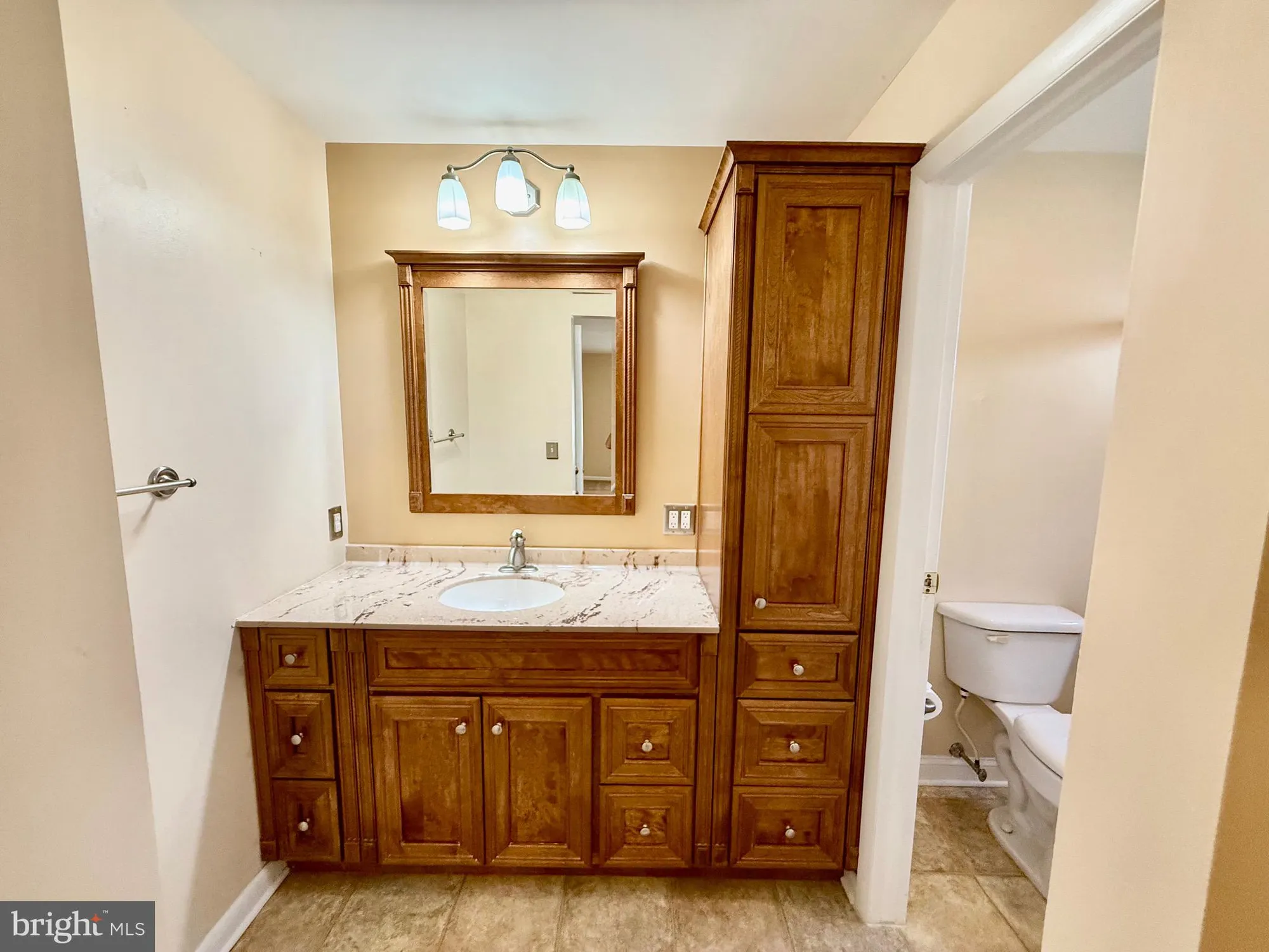 Property Slideshow image 27 of 67 | 45 new castle dr, Southampton, NJ, 08088