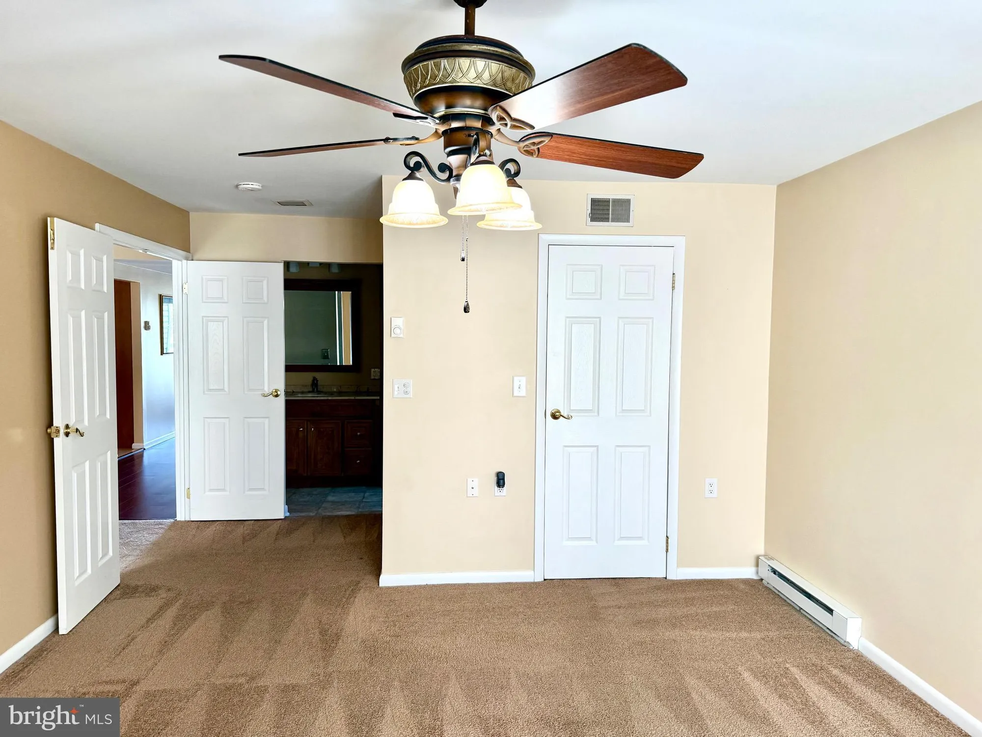 Property Slideshow image 25 of 67 | 45 new castle dr, Southampton, NJ, 08088