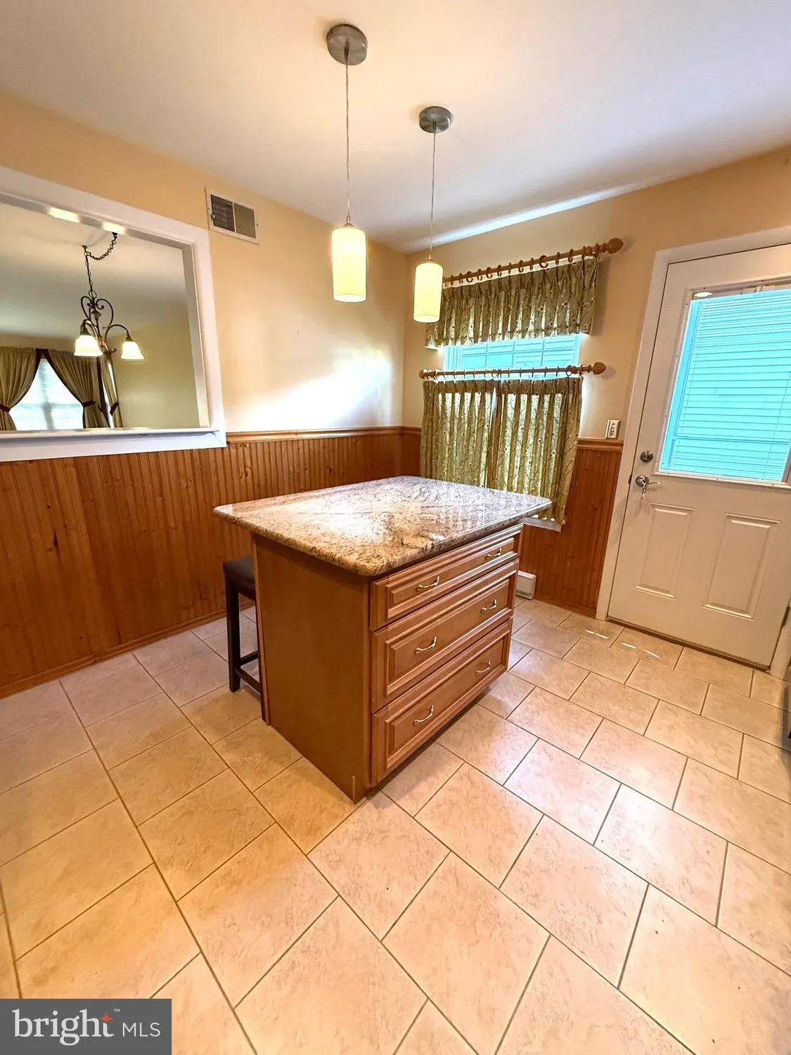 Property Slideshow image 45 of 67 | 45 new castle dr, Southampton, NJ, 08088