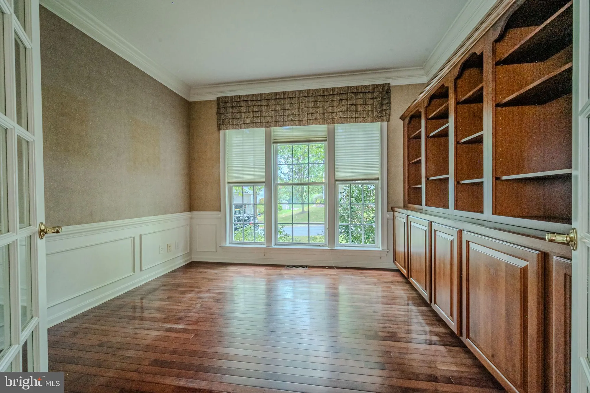 Property Slideshow image 8 of 54 | 607 martin dr, Avondale, PA, 19311