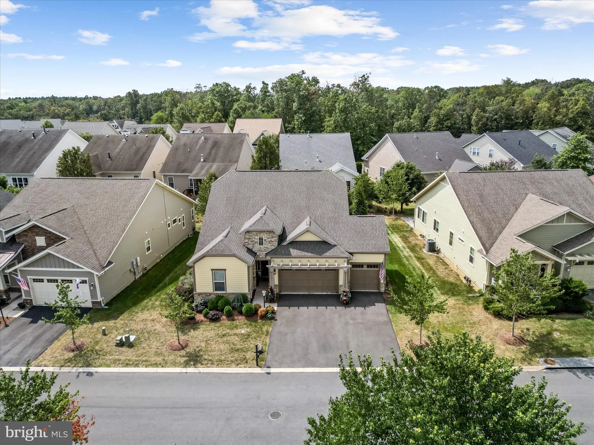 Property Slideshow image 3 of 67 | 114 turnstone ln, Lake Frederick, VA, 22630