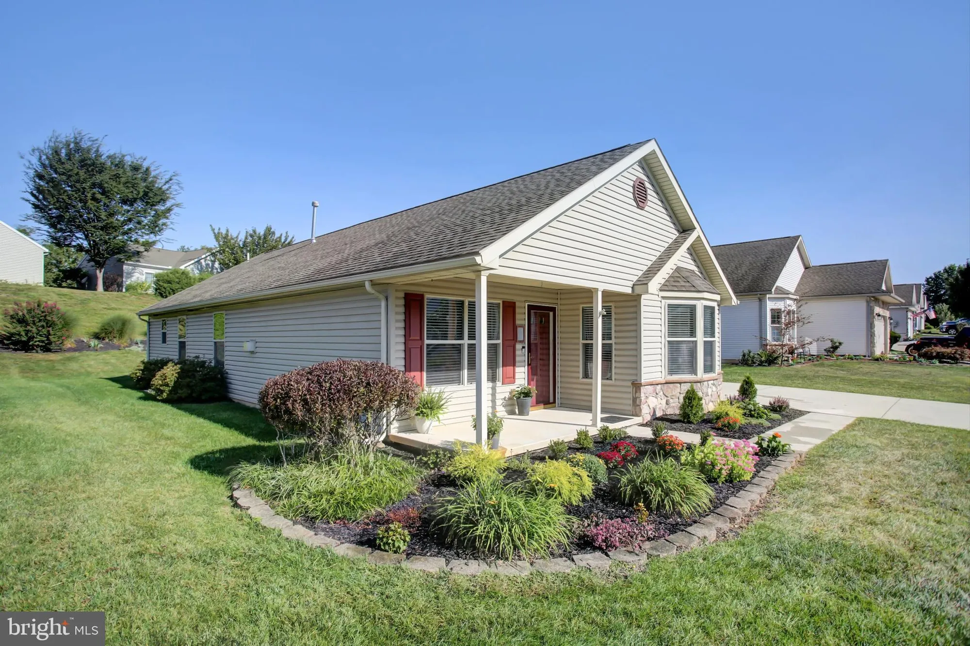 Property Slideshow image 6 of 52 | 81 lantern ln, Shippensburg, PA, 17257