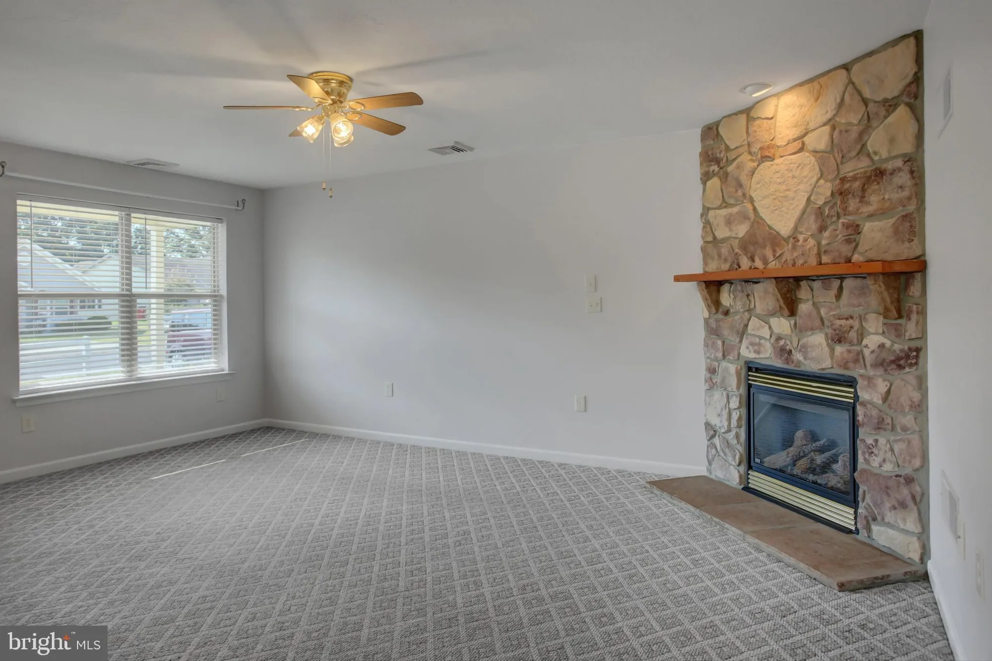 Property Slideshow image 8 of 52 | 81 lantern ln, Shippensburg, PA, 17257