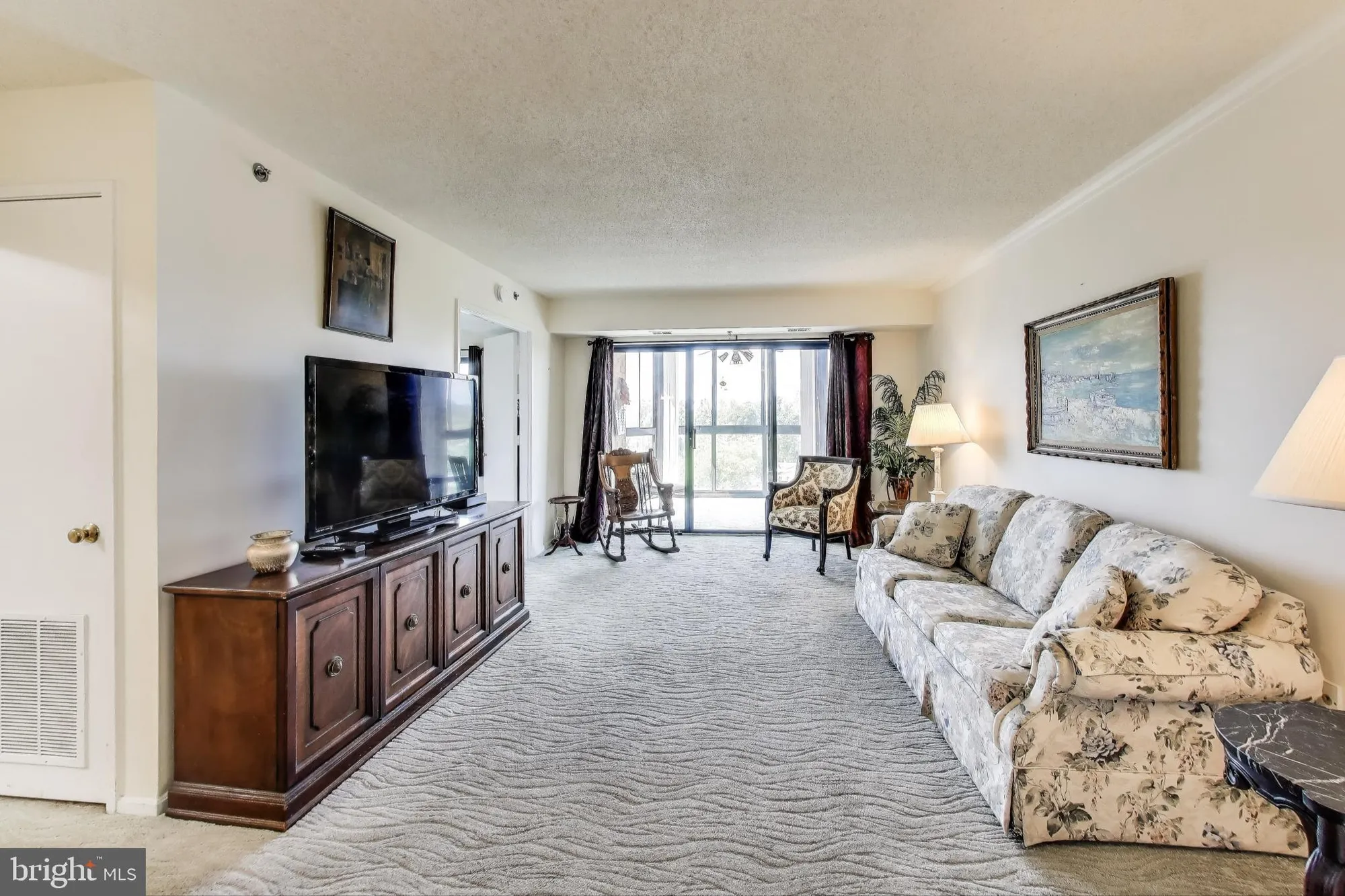 Property Slideshow image 4 of 34 | 3330 n leisure world blvd 5-1015, Silver Spring, MD, 20906