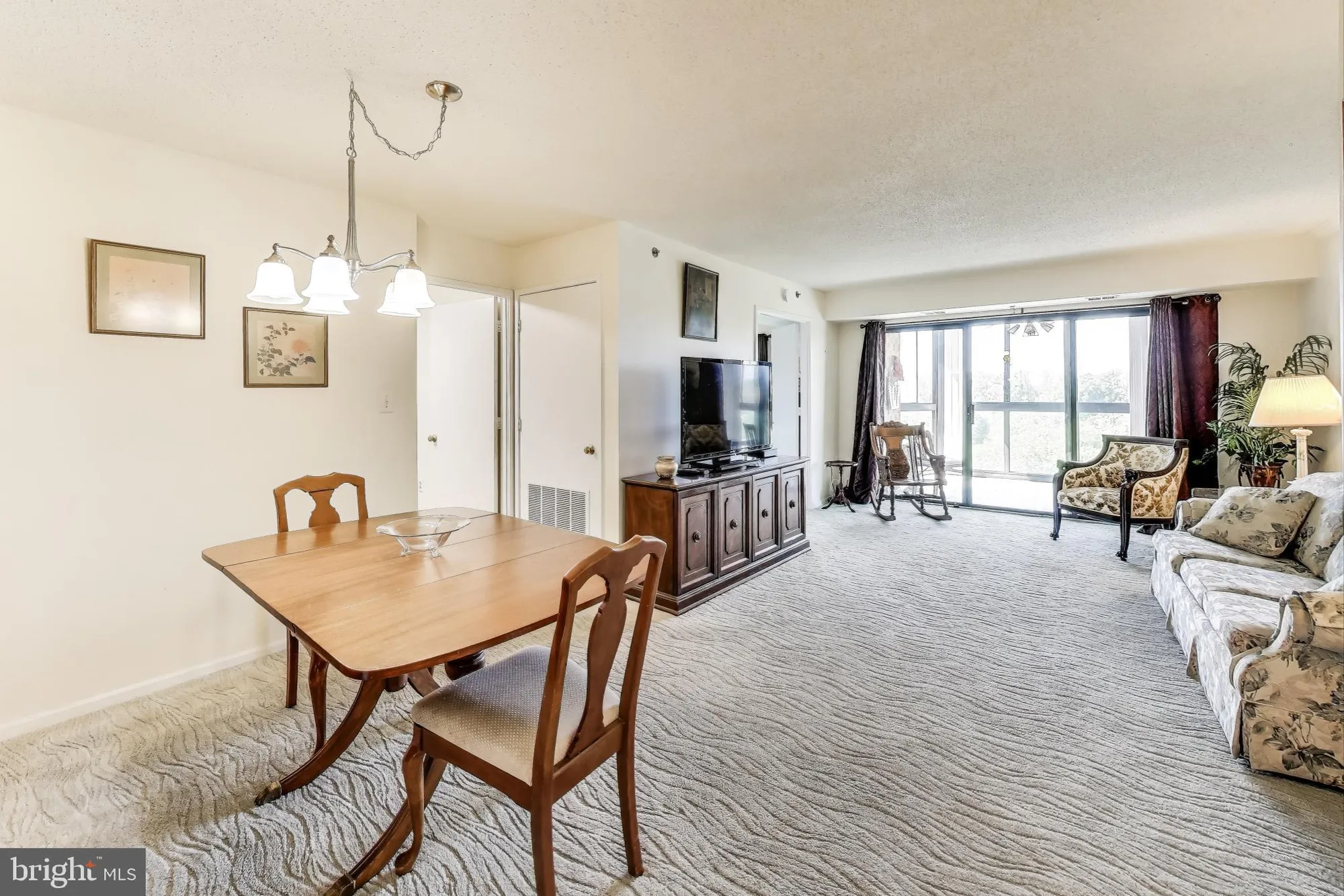 Property Slideshow image 3 of 34 | 3330 n leisure world blvd 5-1015, Silver Spring, MD, 20906