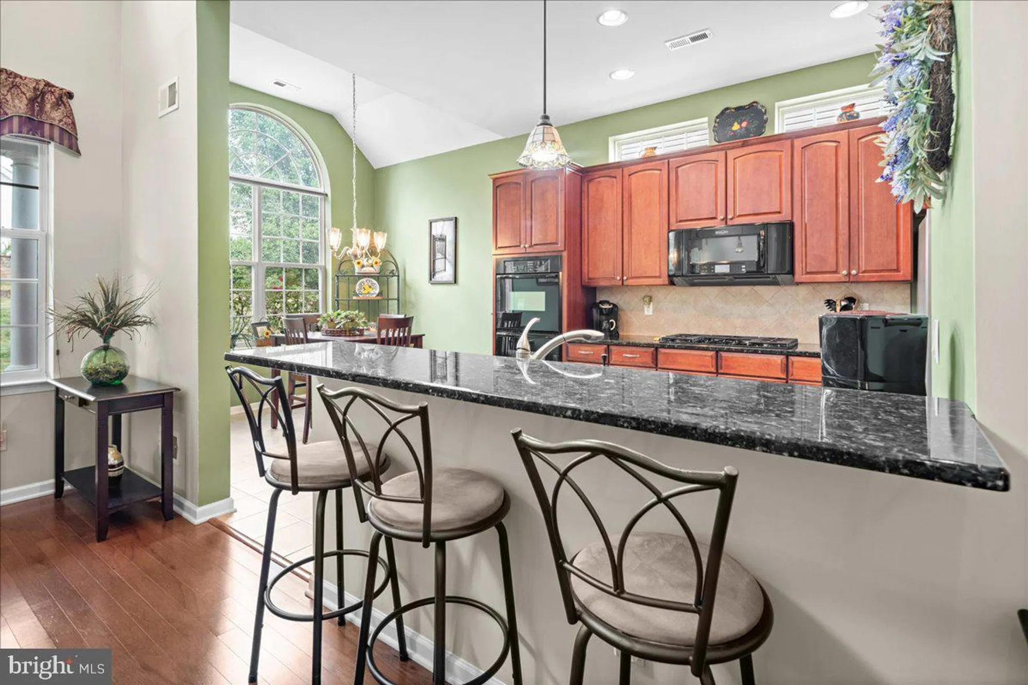 Property Slideshow image 26 of 68 | 118 andover dr, Kendall Park, NJ, 08824