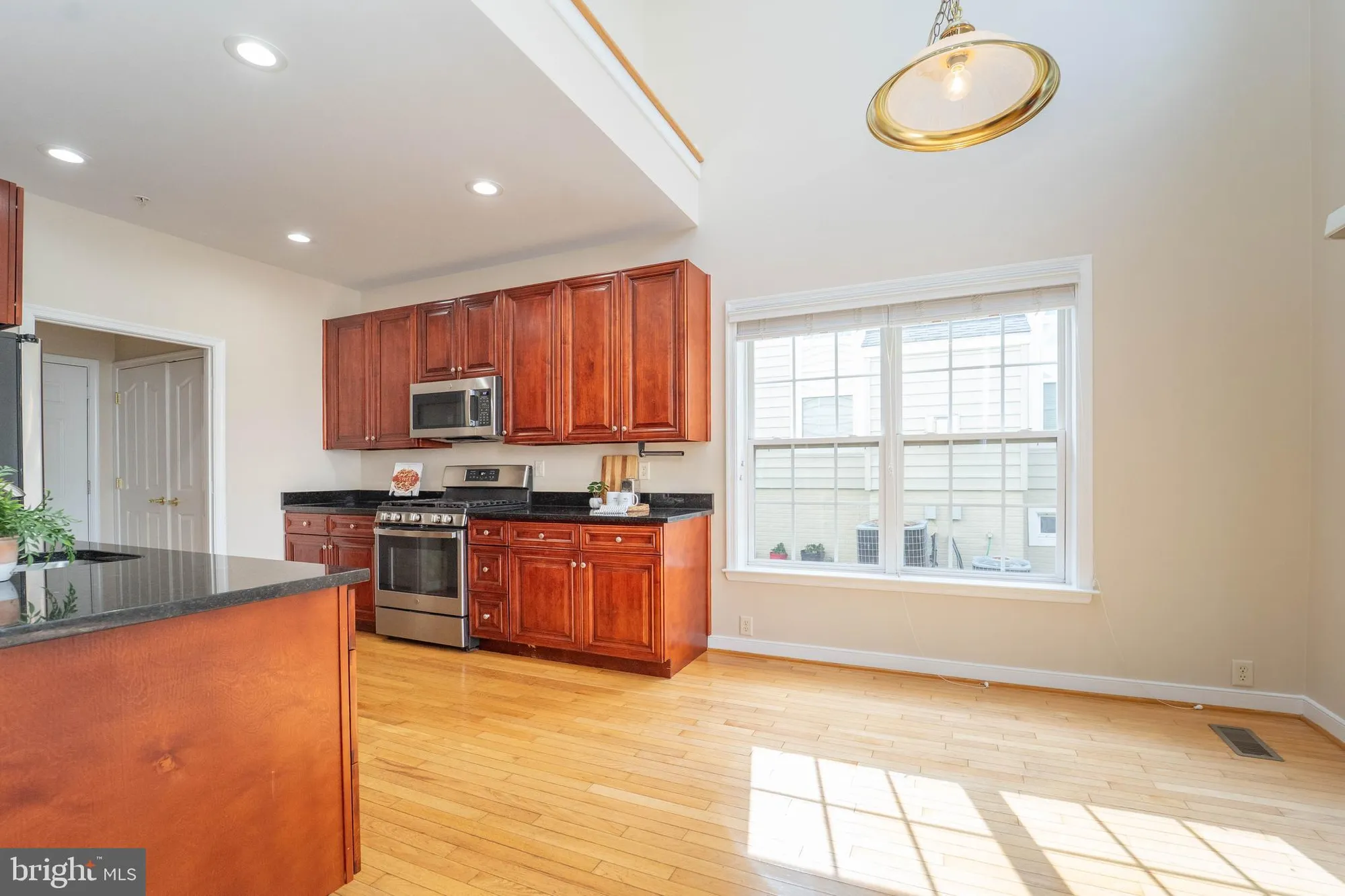 Property Slideshow image 13 of 51 | 8879 warm granite dr # 27, Columbia, MD, 21045