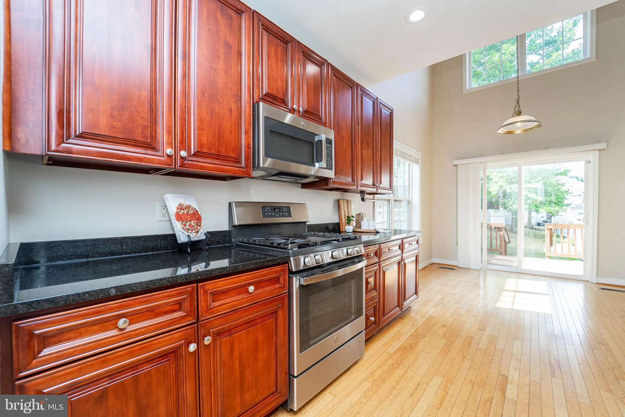 Property Slideshow image 18 of 51 | 8879 warm granite dr # 27, Columbia, MD, 21045
