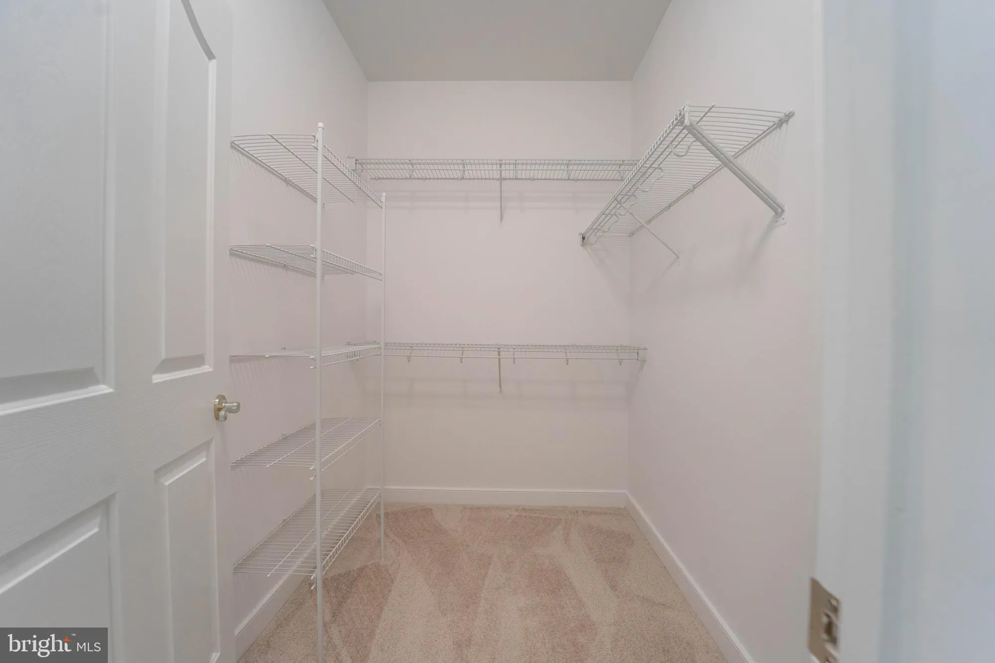 Property Slideshow image 23 of 51 | 8879 warm granite dr # 27, Columbia, MD, 21045