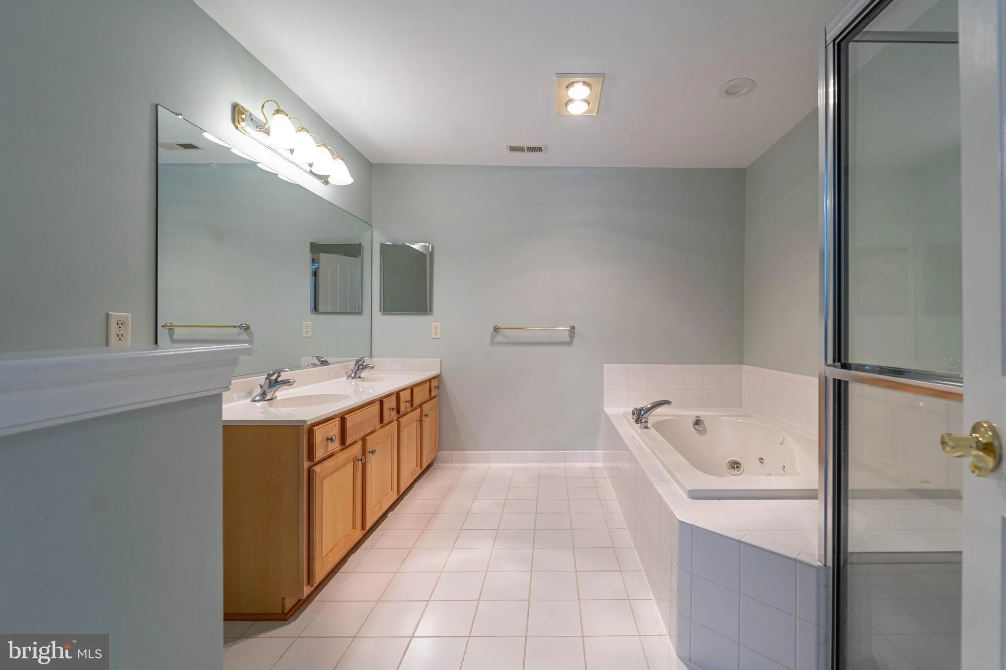Property Slideshow image 39 of 51 | 8879 warm granite dr # 27, Columbia, MD, 21045