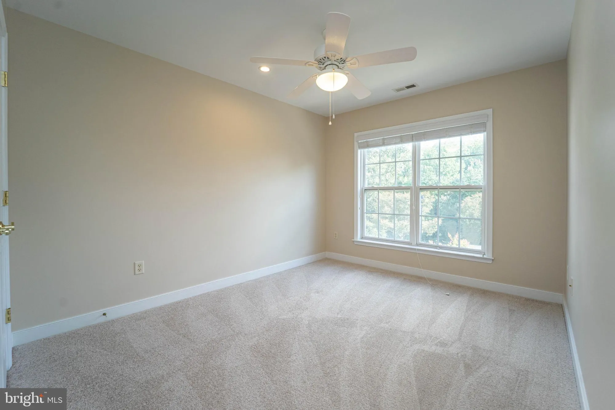 Property Slideshow image 41 of 51 | 8879 warm granite dr # 27, Columbia, MD, 21045