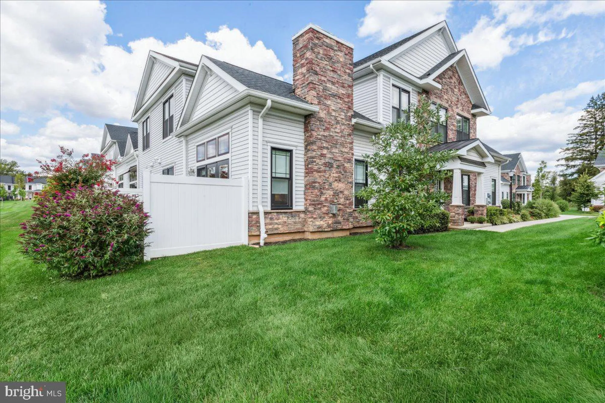 Property Slideshow image 32 of 43 | 36 birdie way, Lawrenceville, NJ, 08648