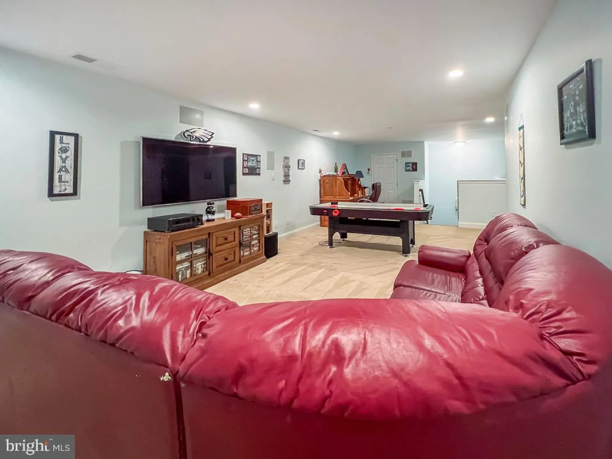 Property Slideshow image 44 of 83 | 35 elfreths ct, Newtown, PA, 18940
