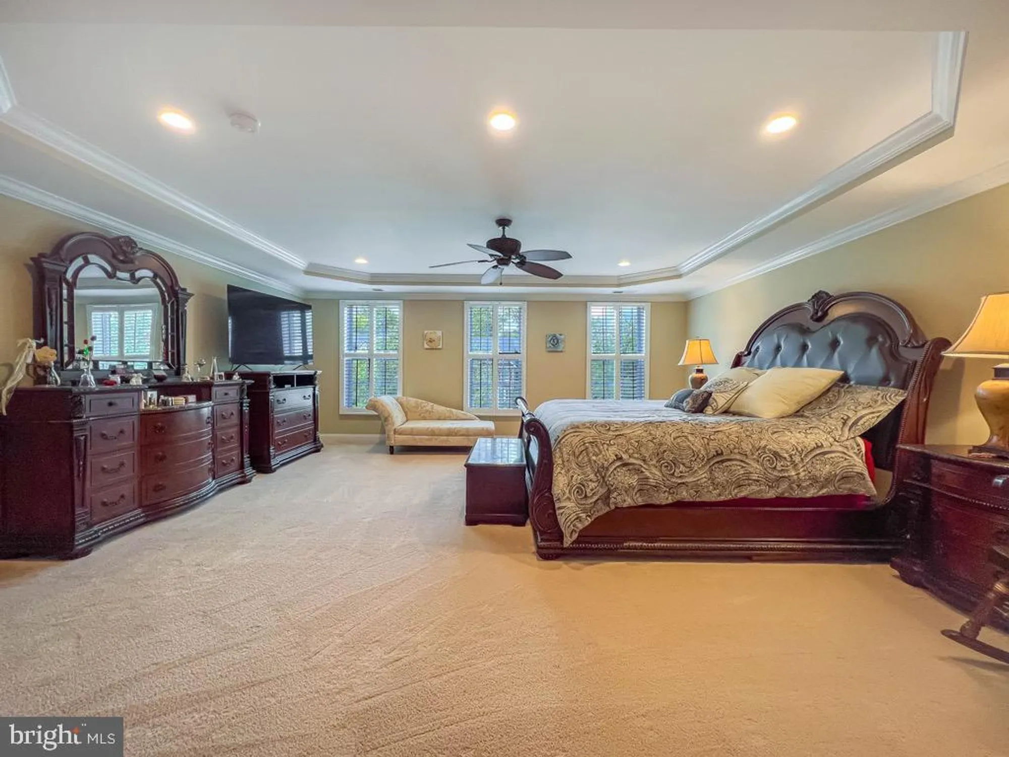 Property Slideshow image 35 of 83 | 35 elfreths ct, Newtown, PA, 18940