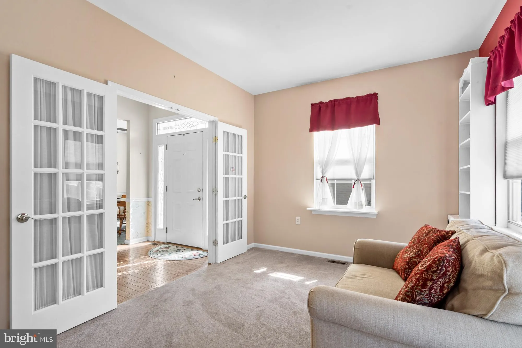 Property Slideshow image 6 of 37 | 24 tupelo ln, Langhorne, PA, 19047