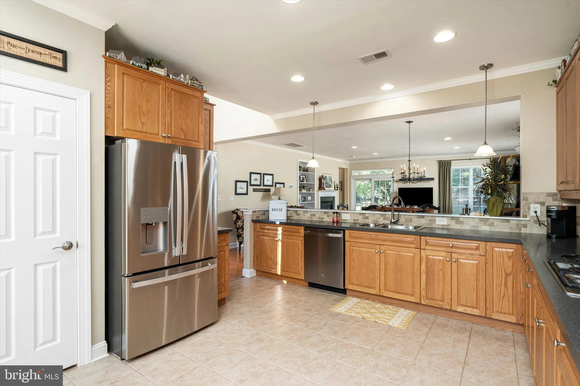 Property Slideshow image 19 of 47 | 118 monte carlo dr, Hamilton, NJ, 08691