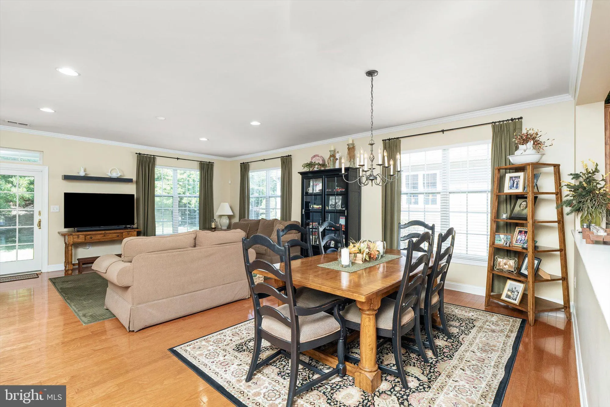 Property Slideshow image 28 of 47 | 118 monte carlo dr, Hamilton, NJ, 08691