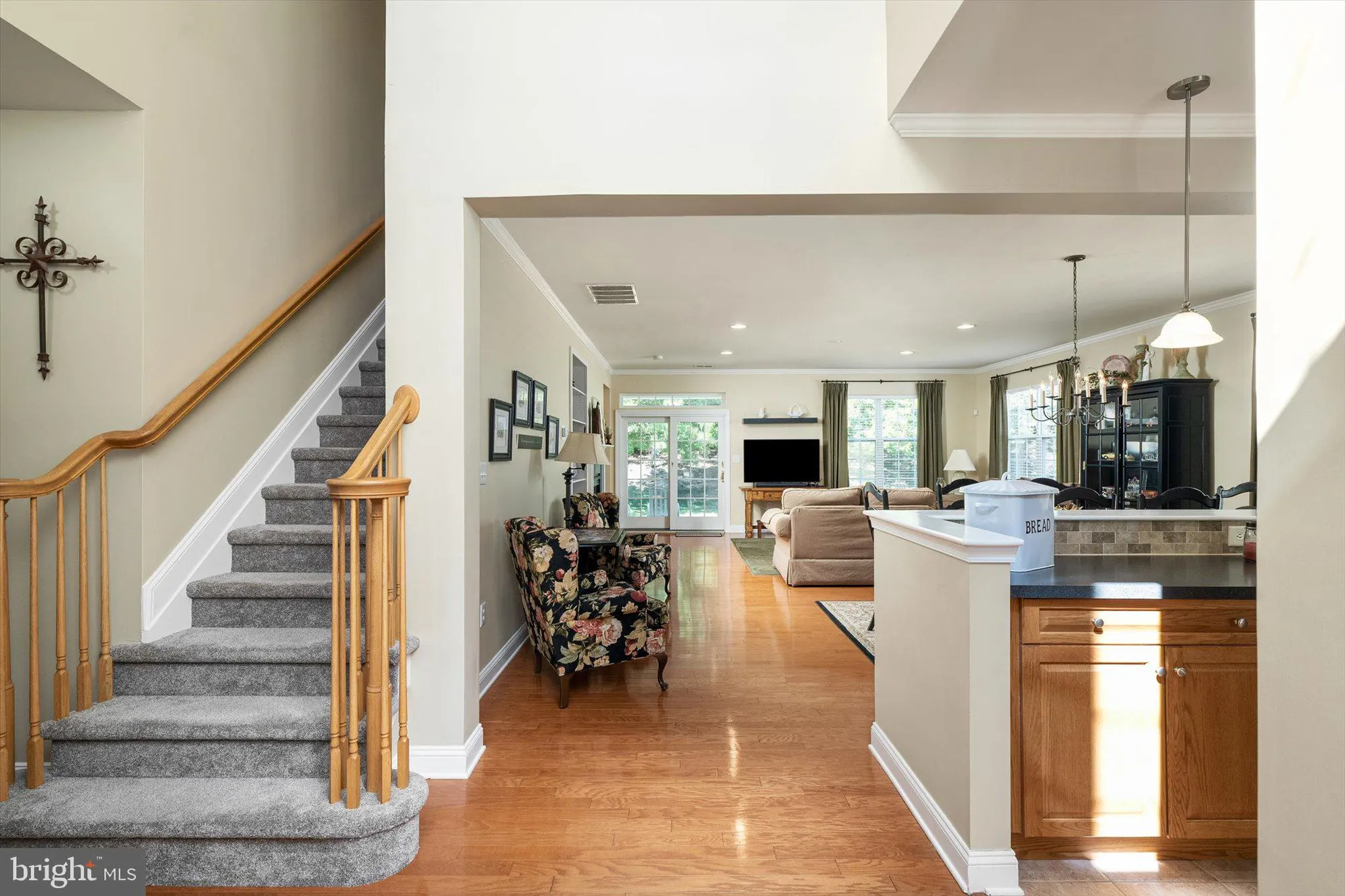 Property Slideshow image 6 of 47 | 118 monte carlo dr, Hamilton, NJ, 08691