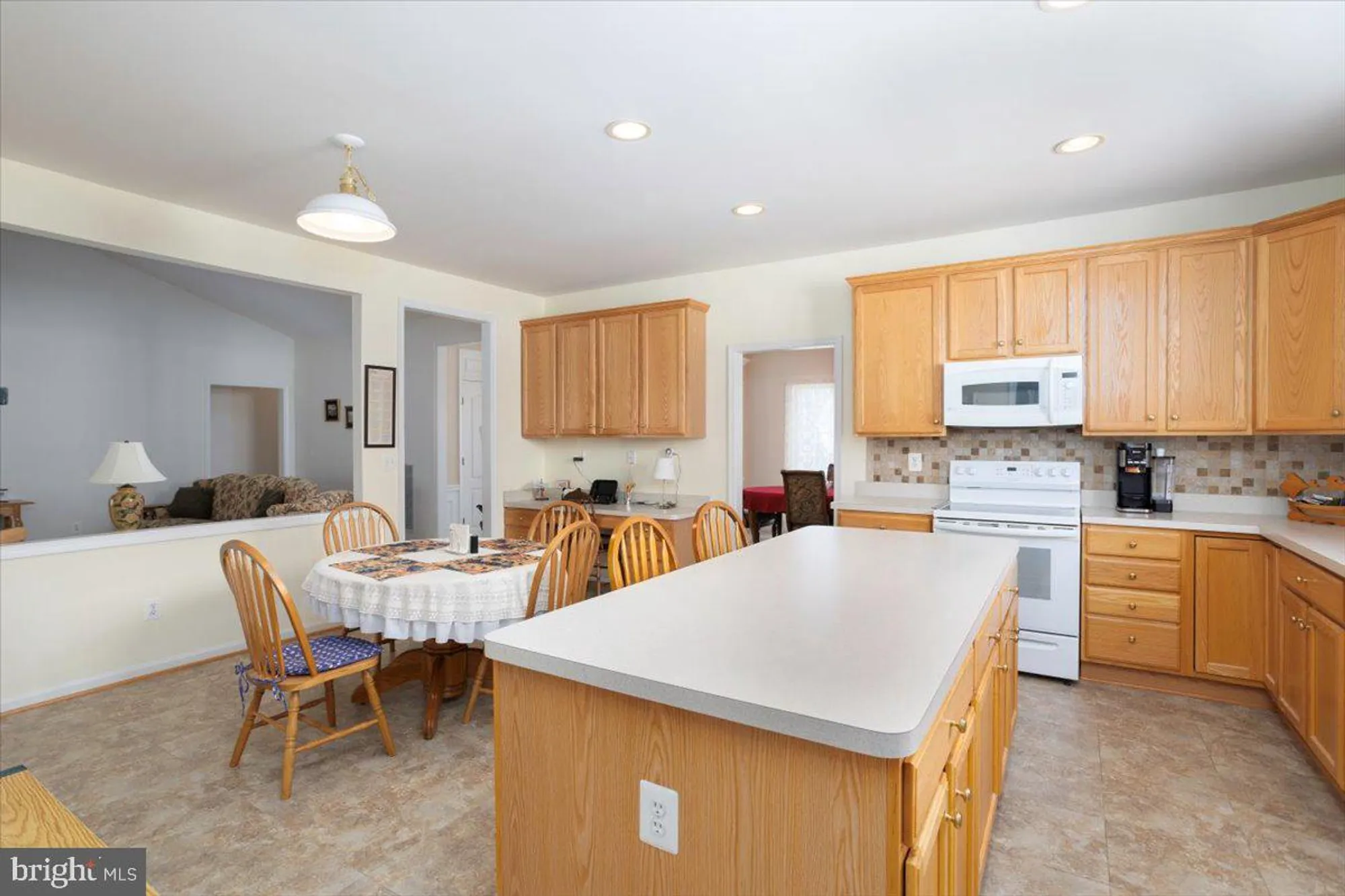 Property Slideshow image 12 of 45 | 7453 jeffreys way, Easton, MD, 21601