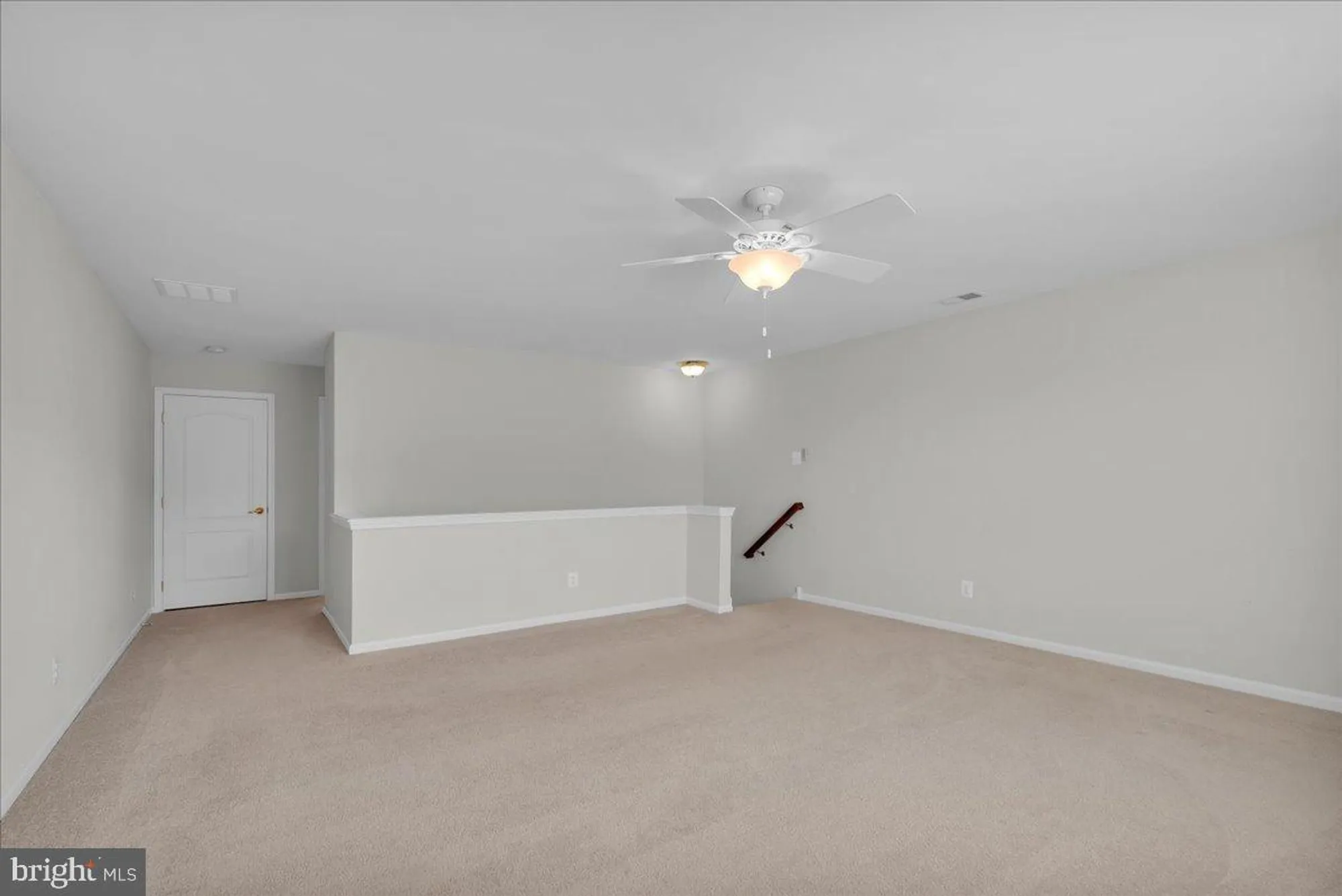 Property Slideshow image 18 of 36 | 35 w dehart ave, Clayton, NJ, 08312