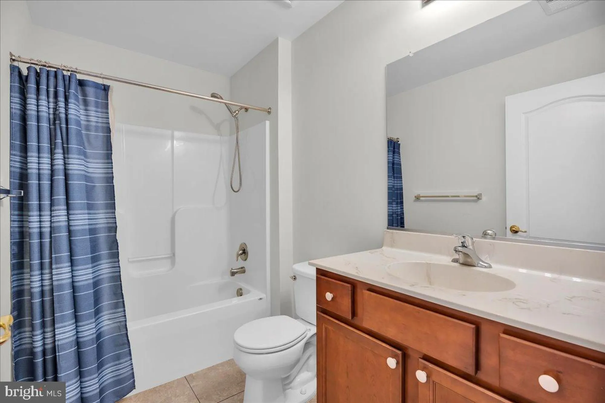 Property Slideshow image 21 of 36 | 35 w dehart ave, Clayton, NJ, 08312
