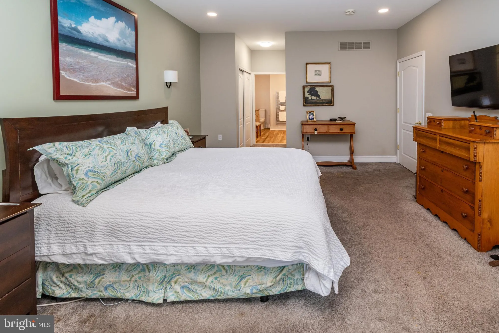 Property Slideshow image 36 of 71 | 1728 yardley dr, West Chester, PA, 19380