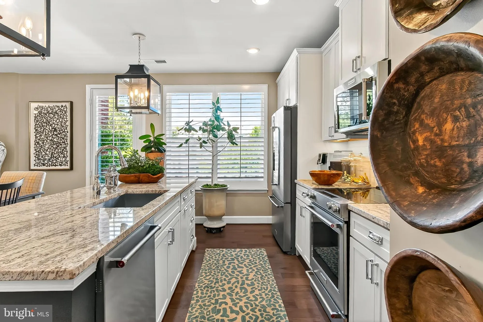 Property Slideshow image 18 of 66 | 2960 vaden dr # 2-103, Fairfax, VA, 22031