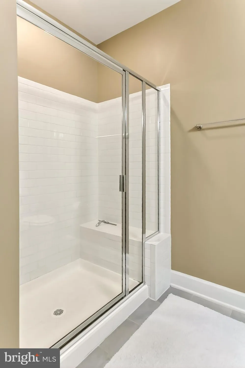 Property Slideshow image 36 of 66 | 2960 vaden dr # 2-103, Fairfax, VA, 22031